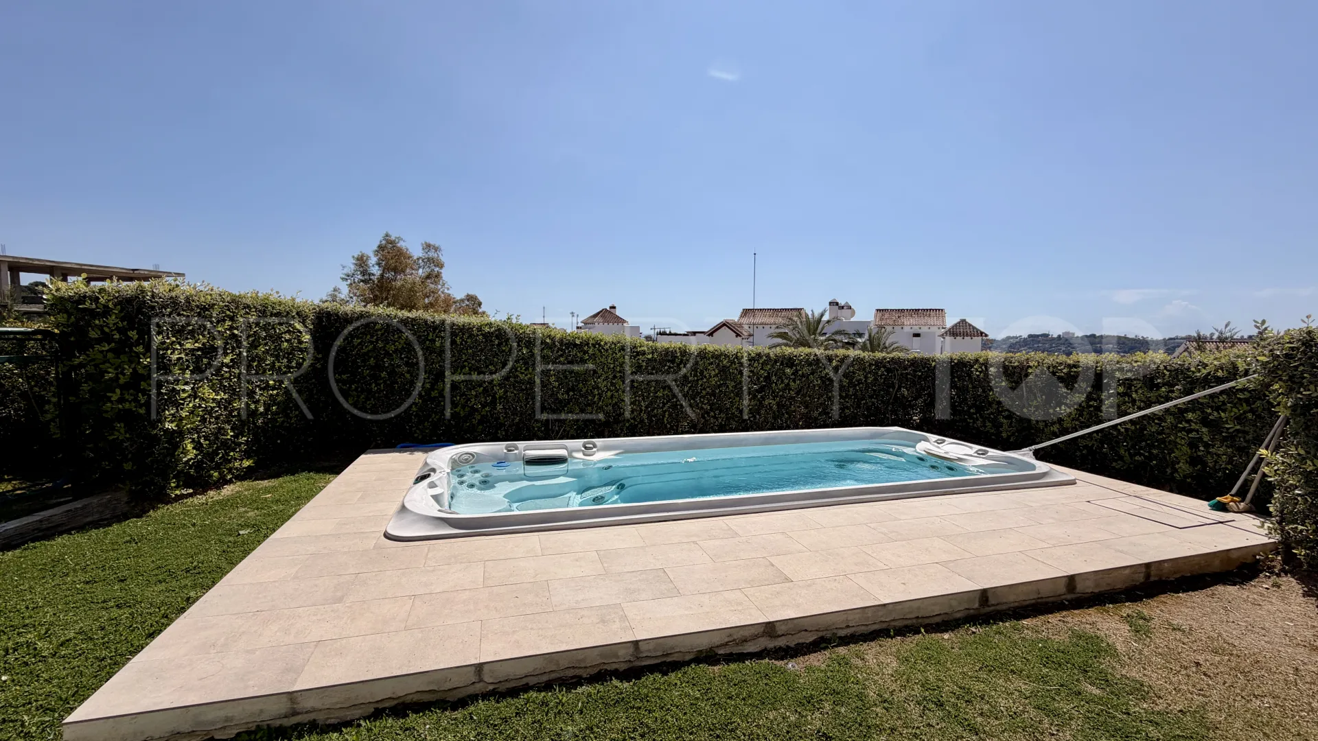 Se vende apartamento planta baja en 9 Lions Residences con 3 dormitorios