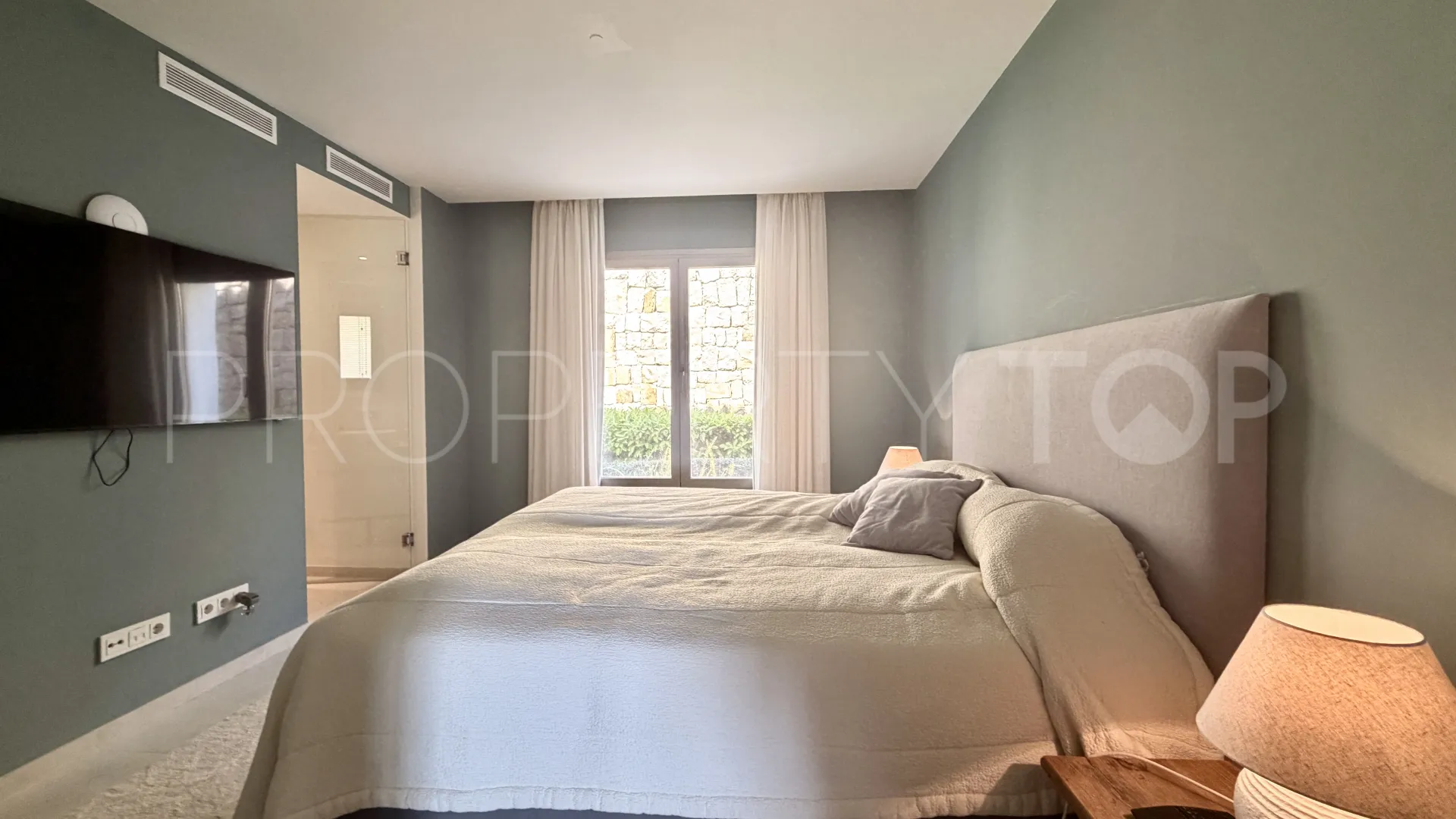 Se vende apartamento planta baja en 9 Lions Residences con 3 dormitorios