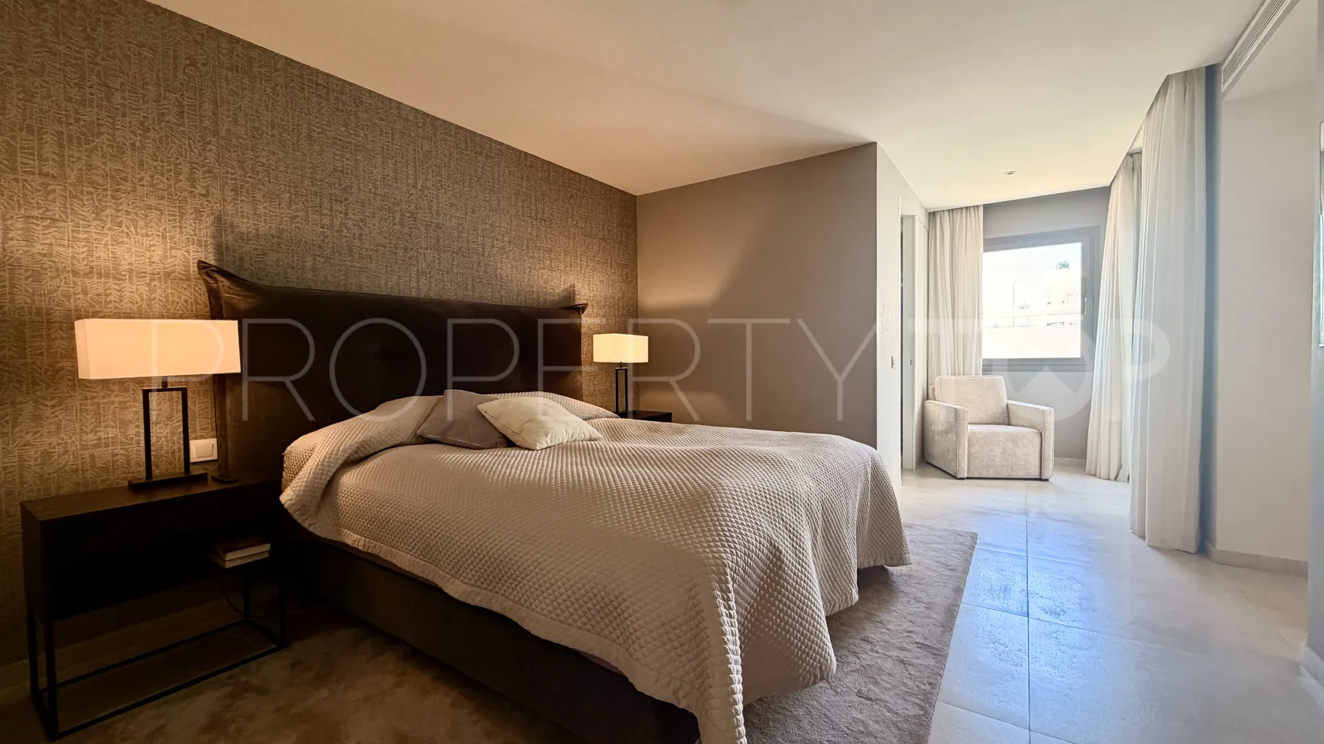 Se vende apartamento planta baja en 9 Lions Residences con 3 dormitorios