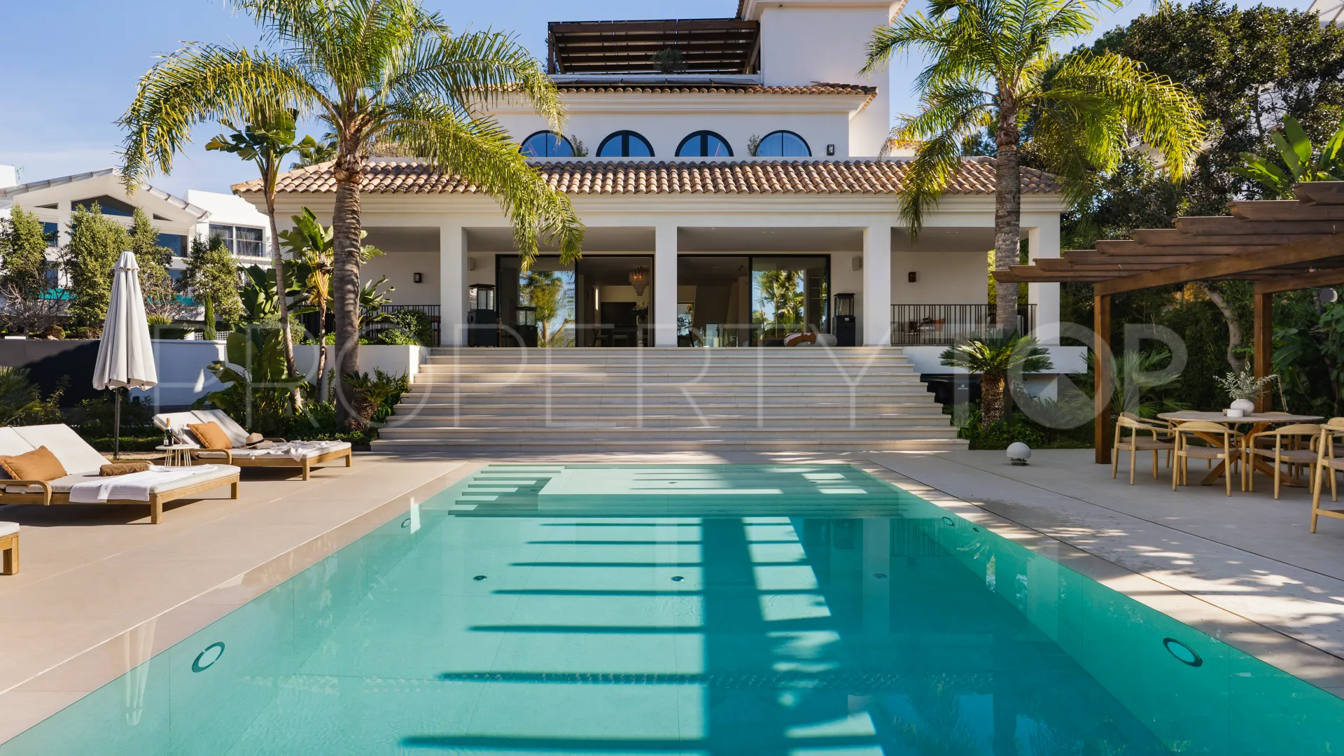 Villa a la venta en Los Naranjos