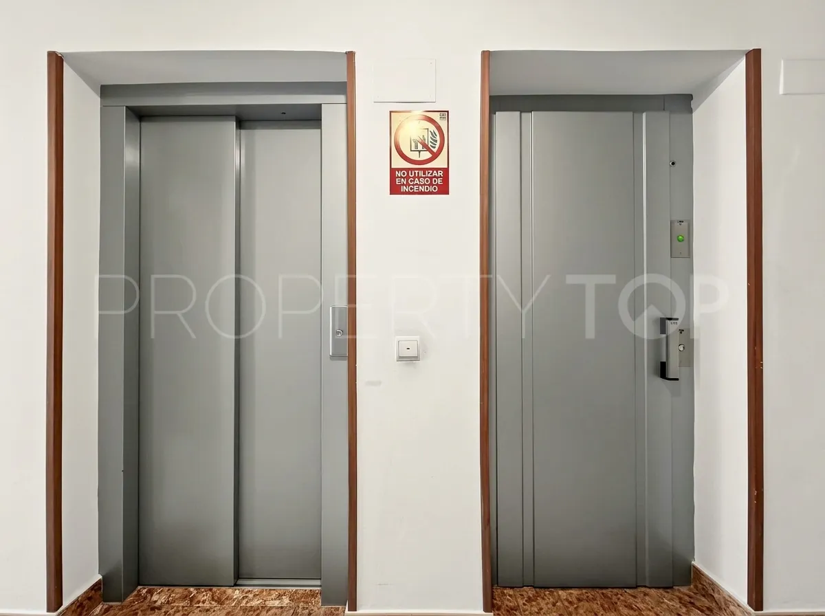 Apartment for sale in Marbella Centro with 1 bedroom