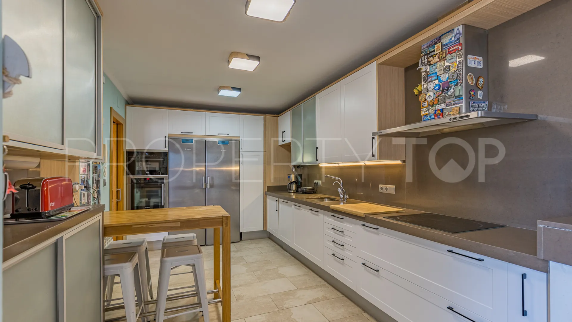 For sale villa with 6 bedrooms in Cerrado Calderón - El Morlaco