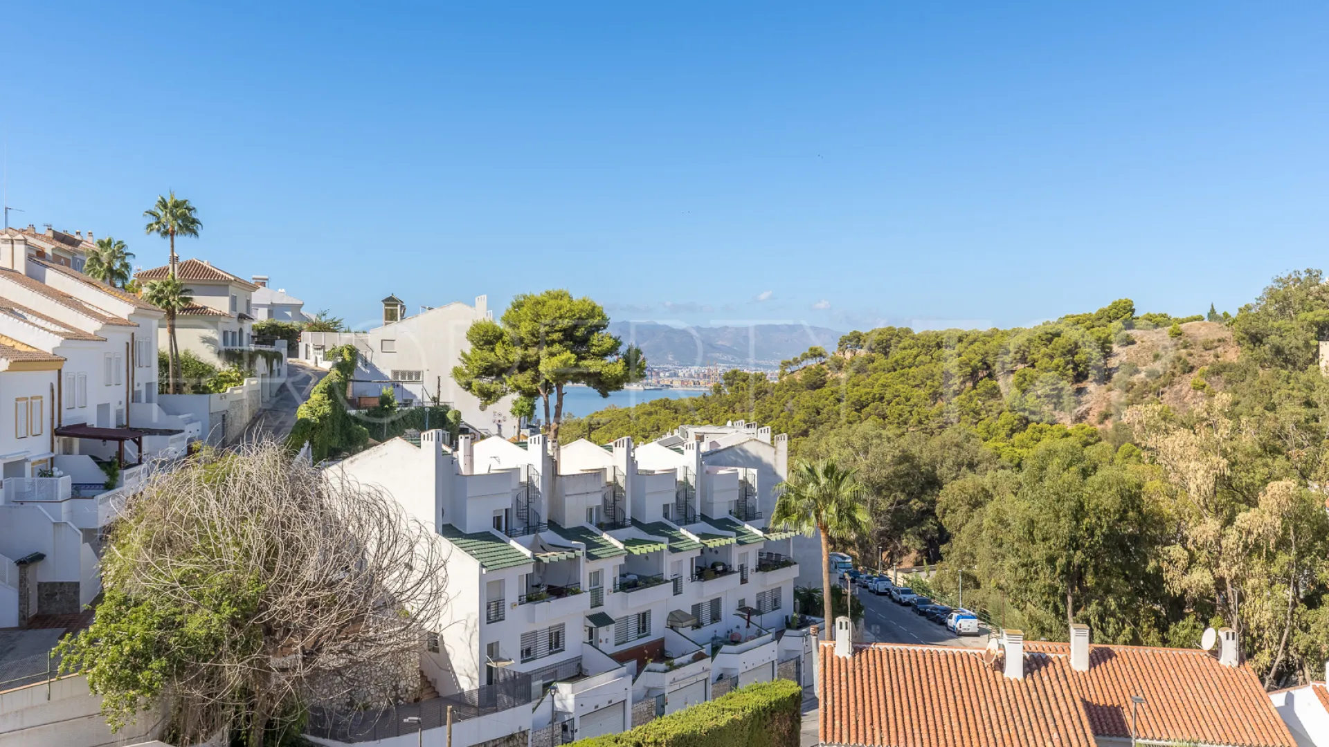 For sale villa with 6 bedrooms in Cerrado Calderón - El Morlaco