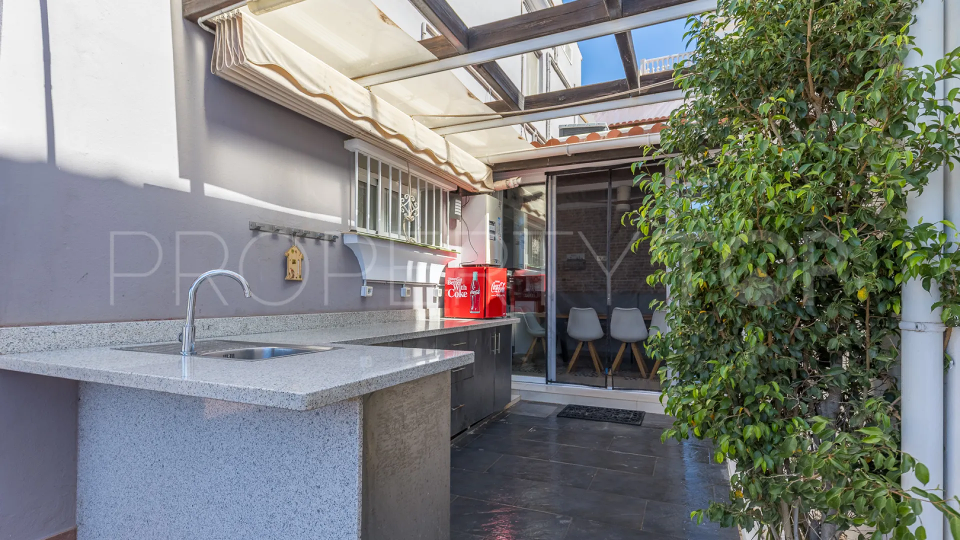 For sale villa with 6 bedrooms in Cerrado Calderón - El Morlaco
