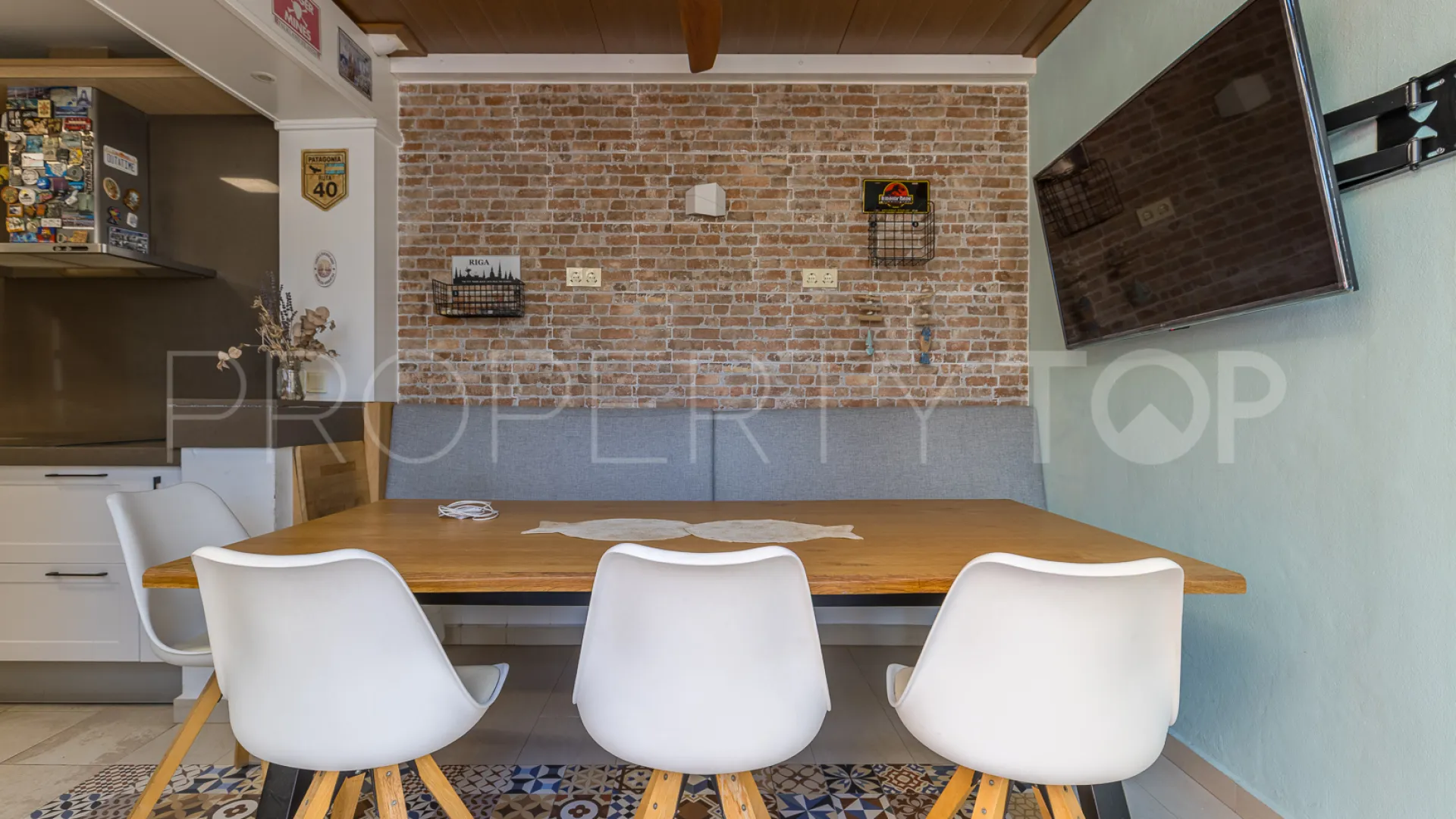 For sale villa with 6 bedrooms in Cerrado Calderón - El Morlaco
