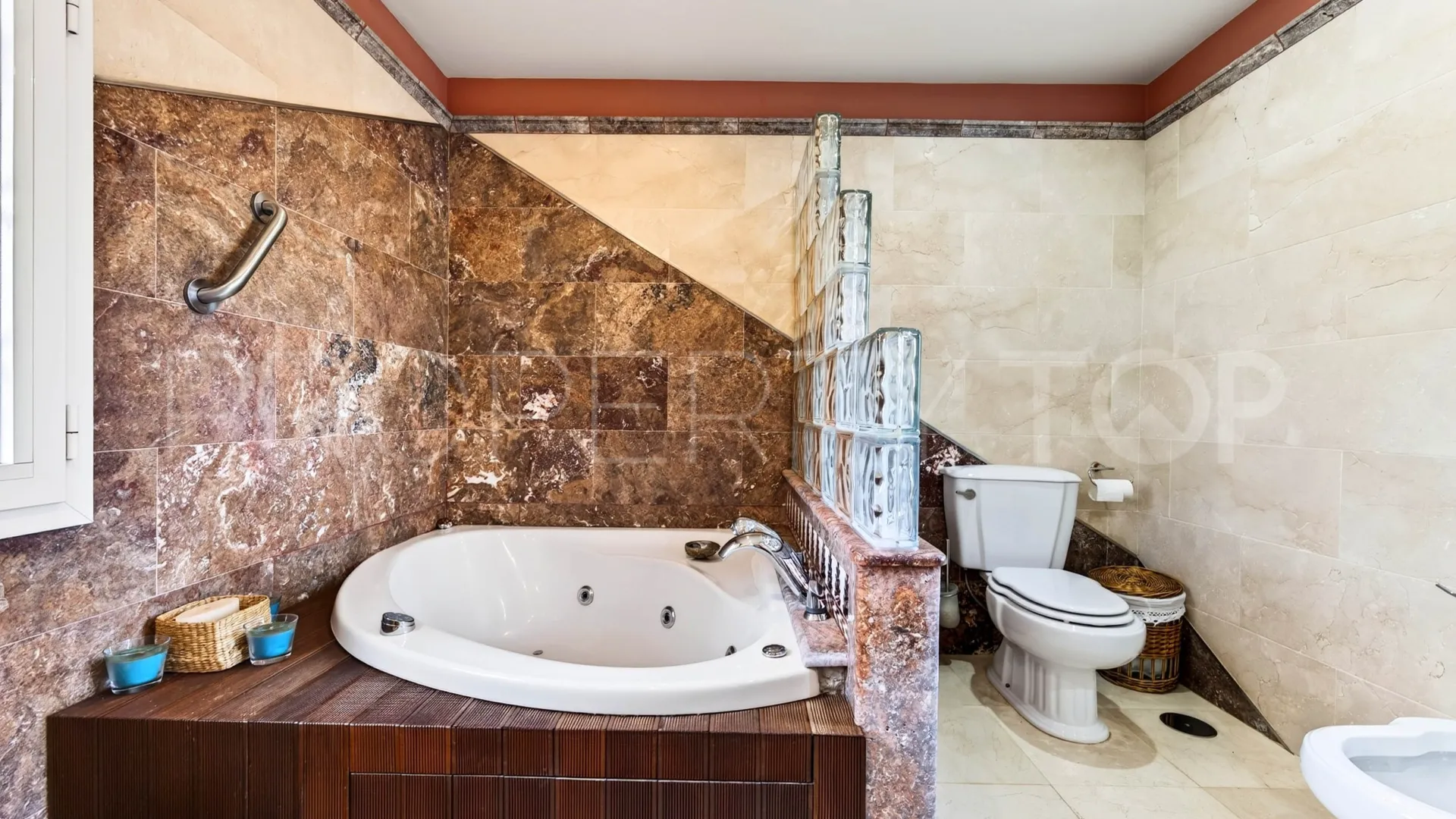 Churriana, villa en venta
