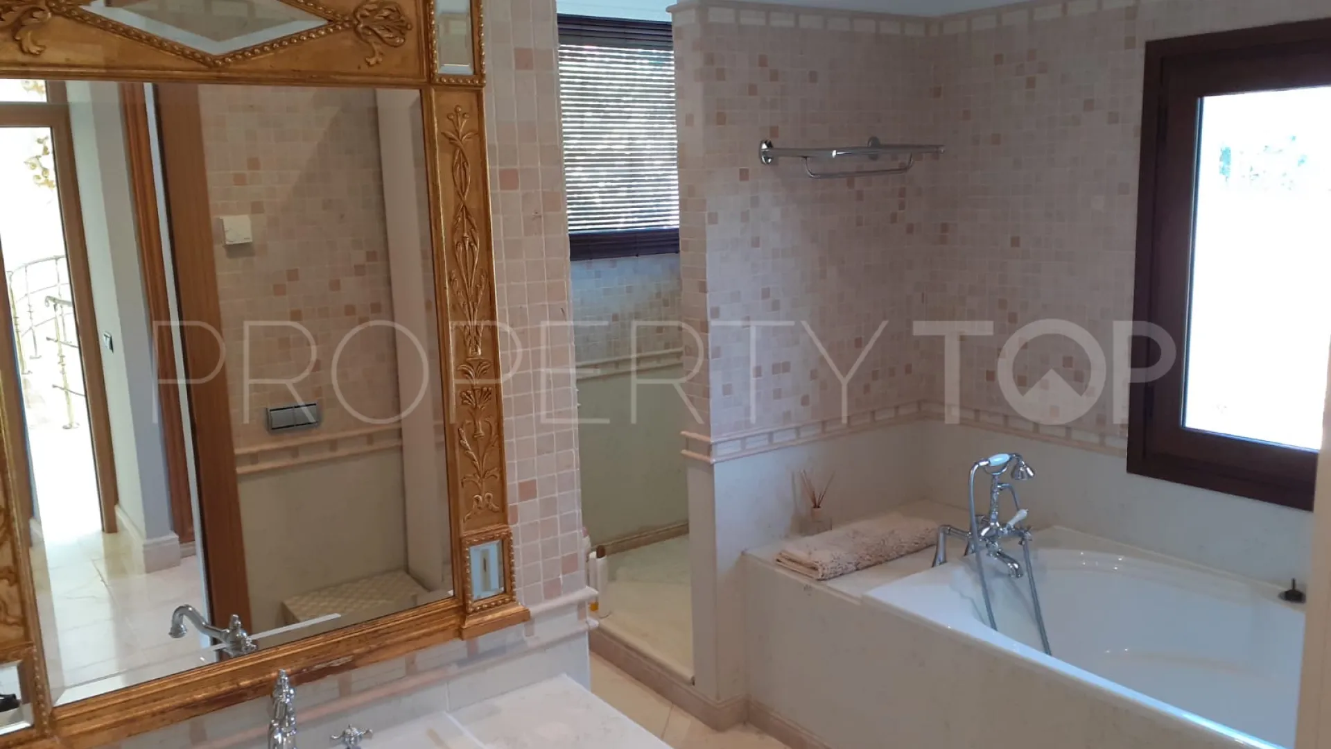 Villa in Nueva Atalaya for sale