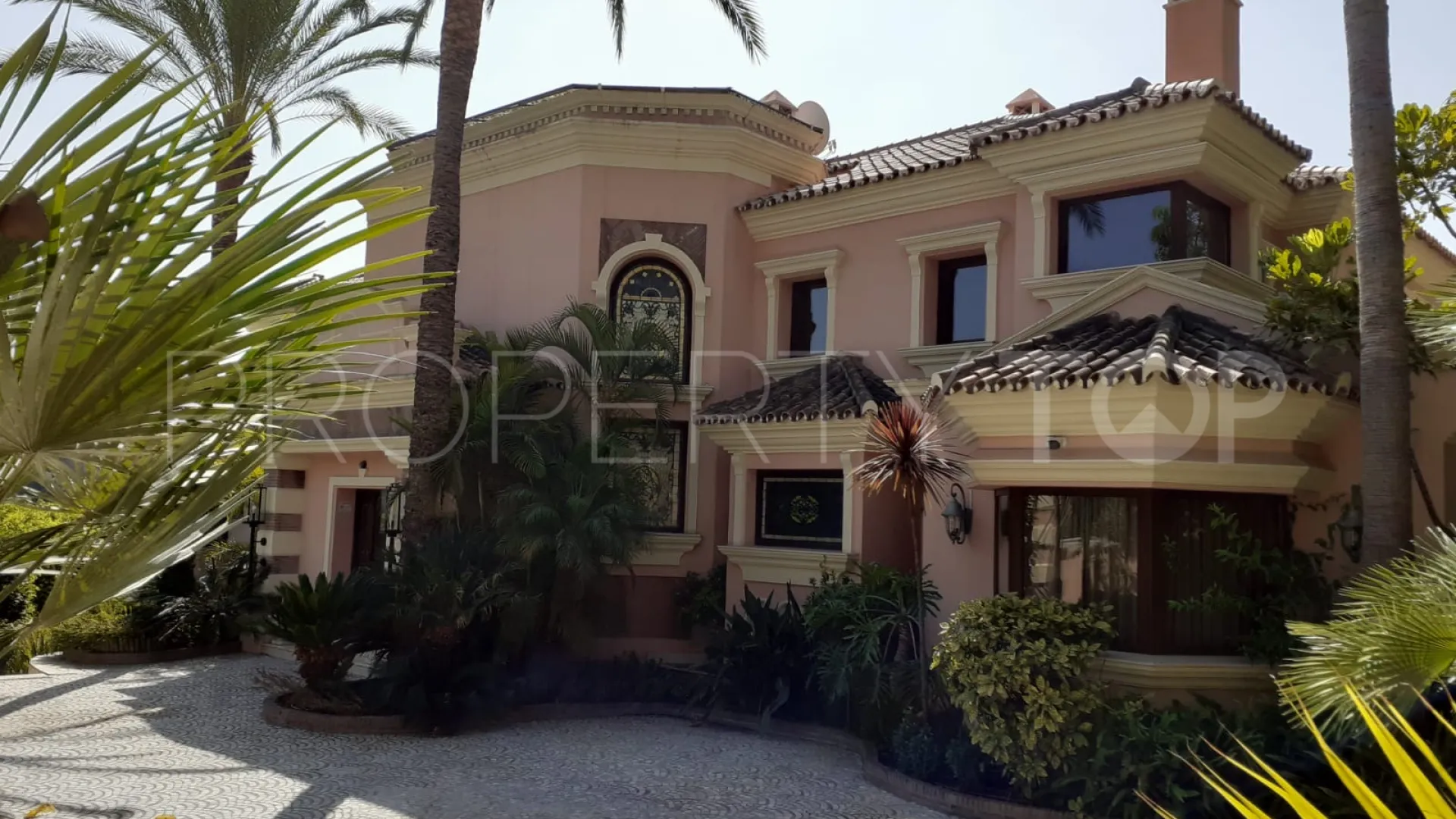 Villa in Nueva Atalaya for sale