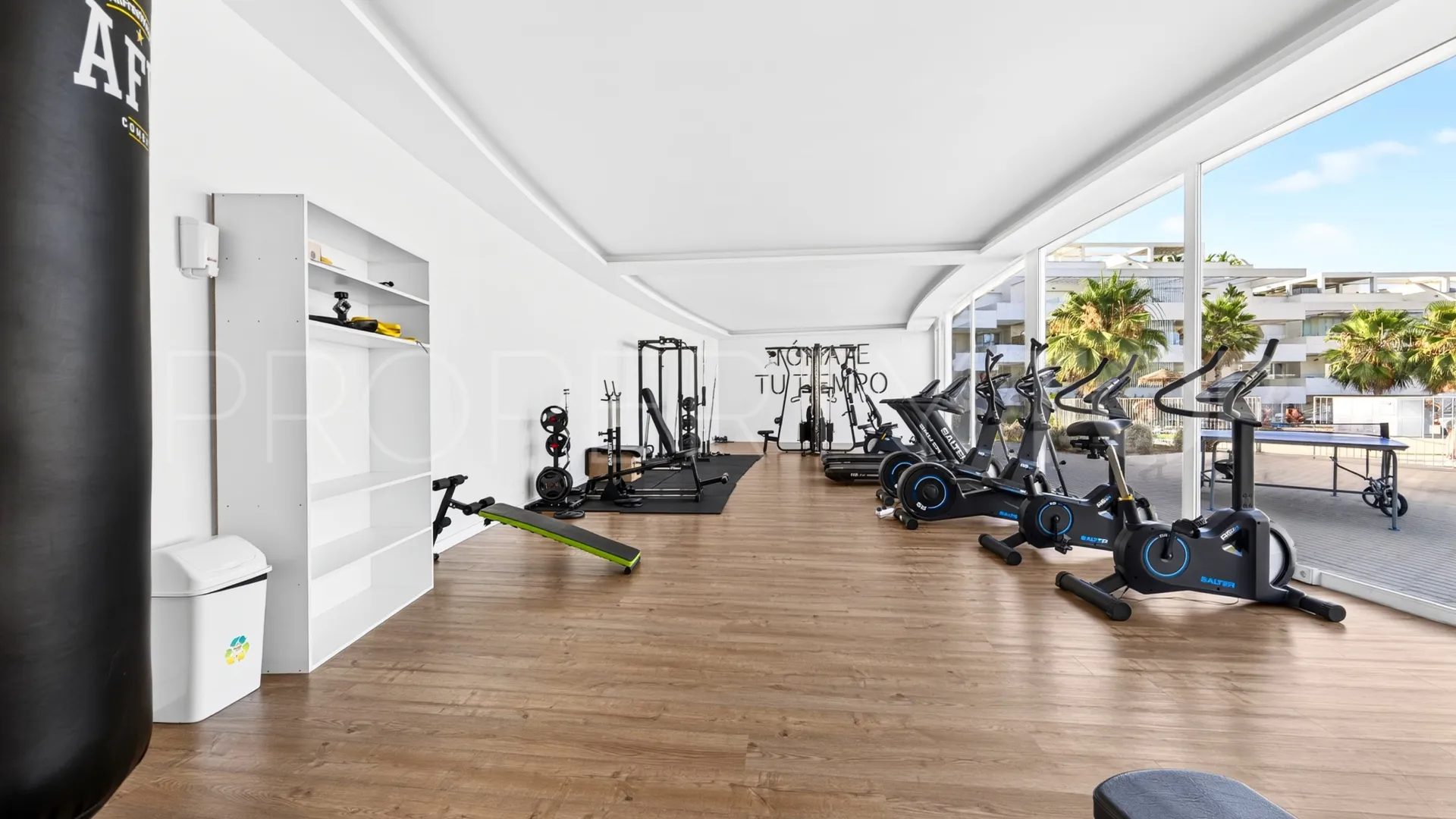 Apartment with 3 bedrooms for sale in Malaga - Este