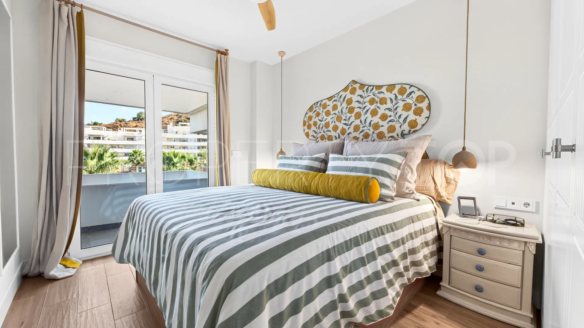 Apartment with 3 bedrooms for sale in Malaga - Este
