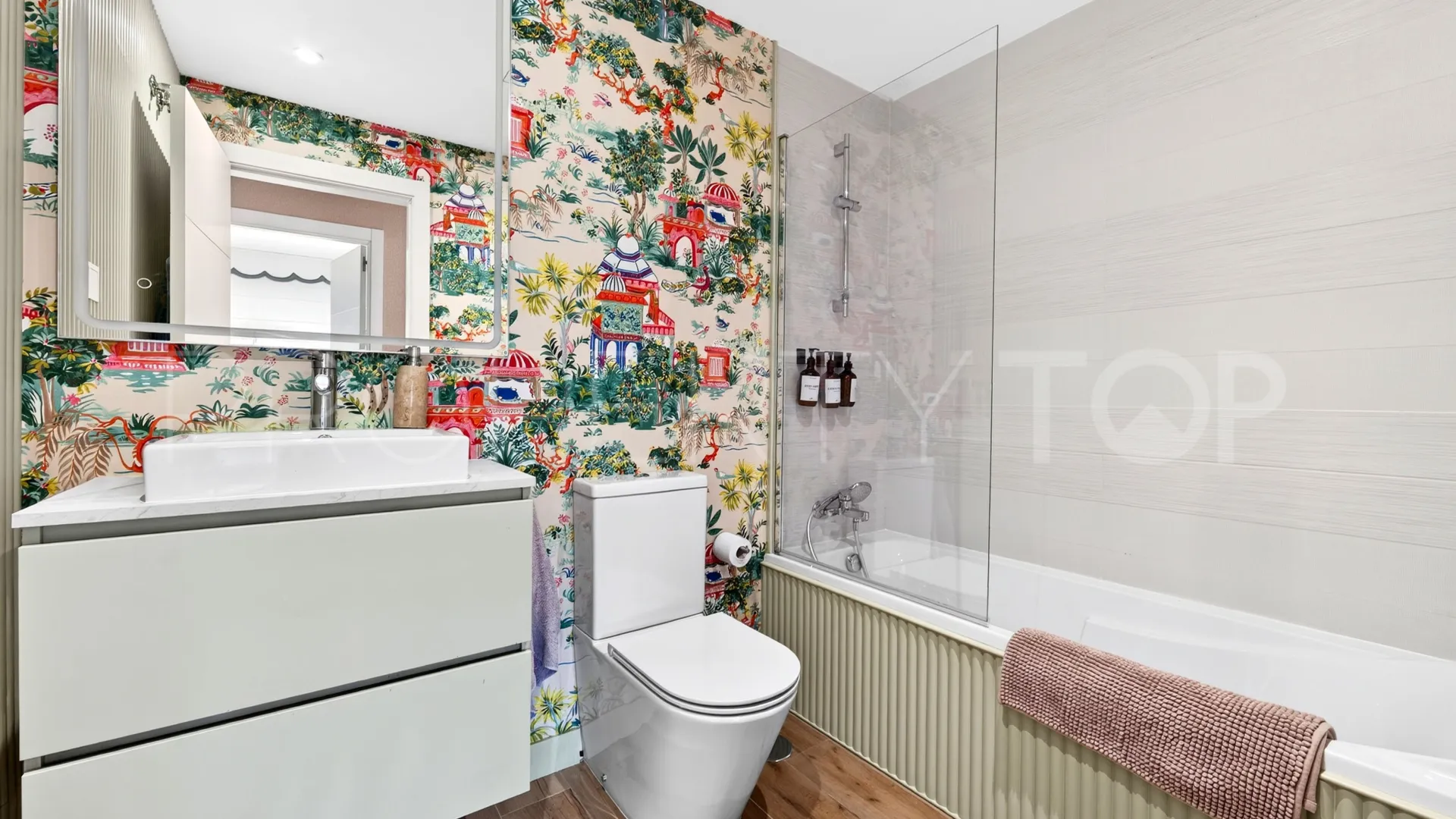 Apartment with 3 bedrooms for sale in Malaga - Este