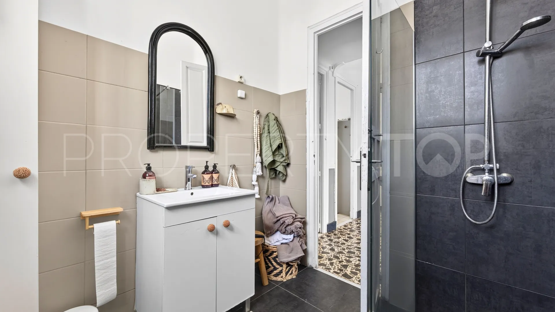 Malaga - Este, villa a la venta de 7 dormitorios