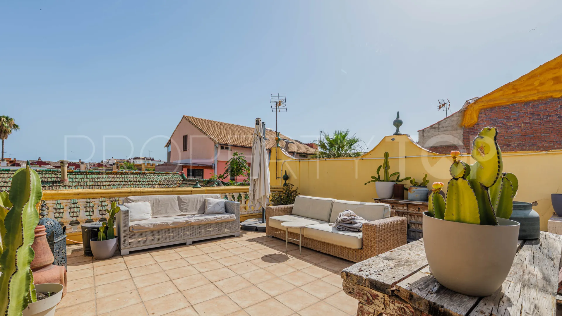 Malaga - Este, villa a la venta de 7 dormitorios