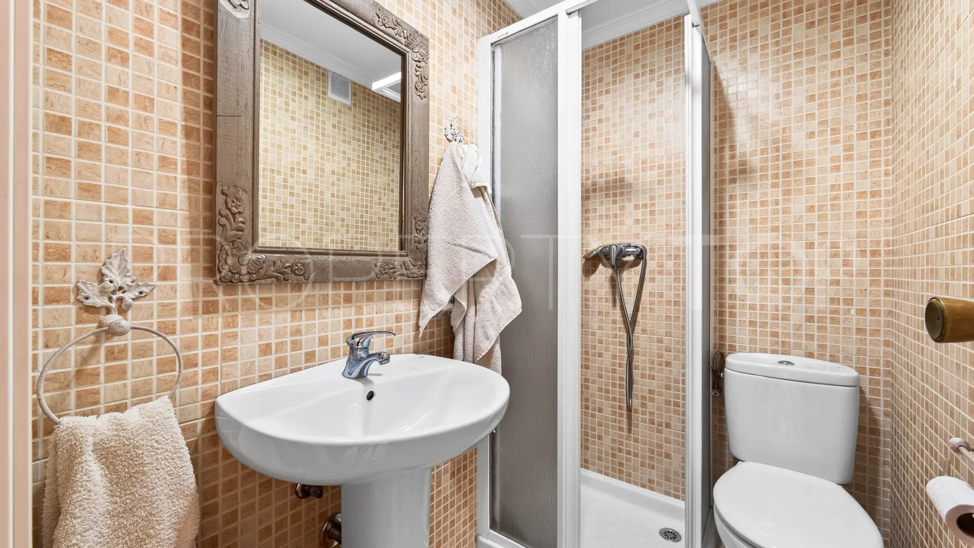 Apartment with 5 bedrooms for sale in La Malagueta - La Caleta