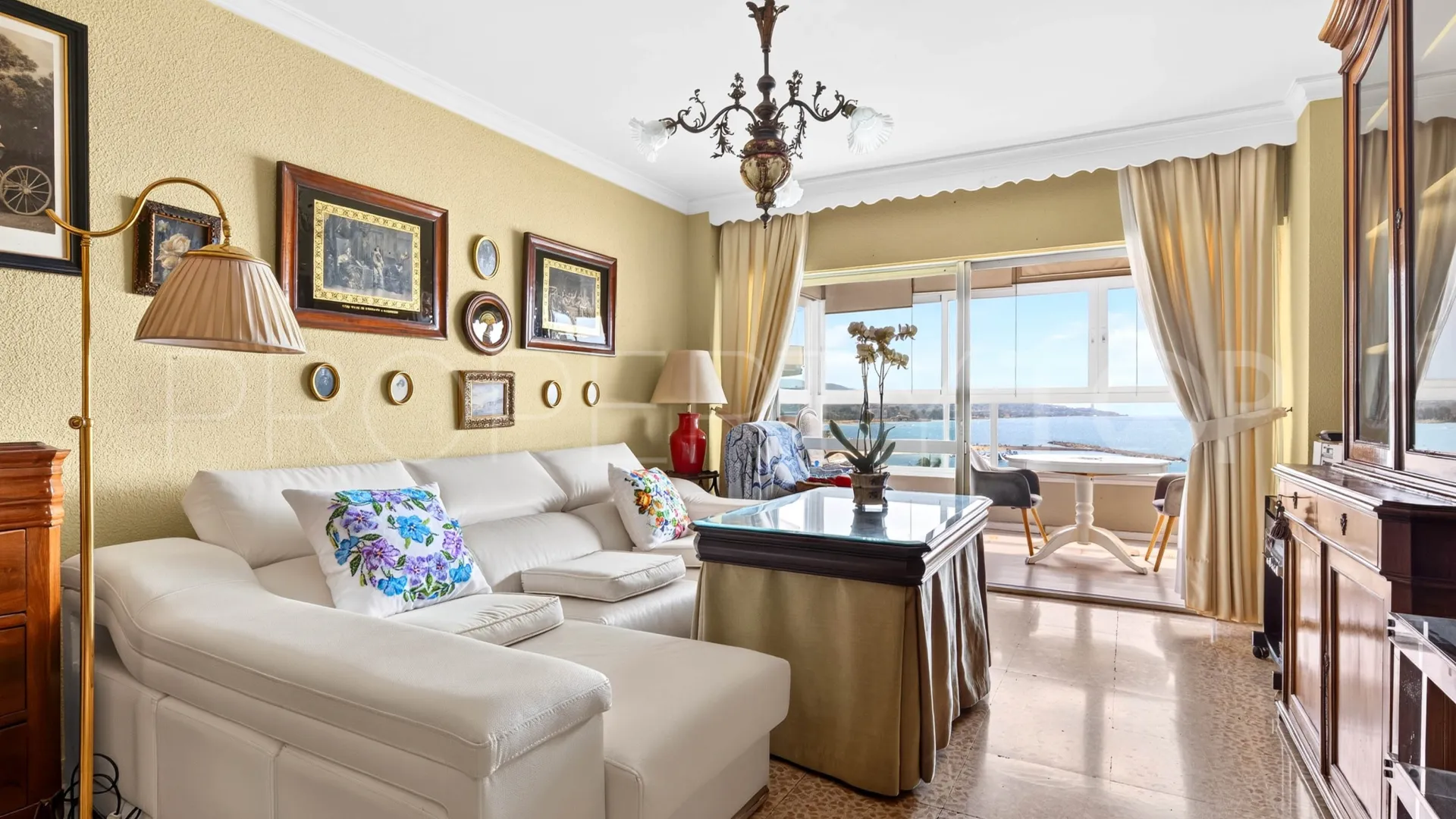 Apartment with 5 bedrooms for sale in La Malagueta - La Caleta