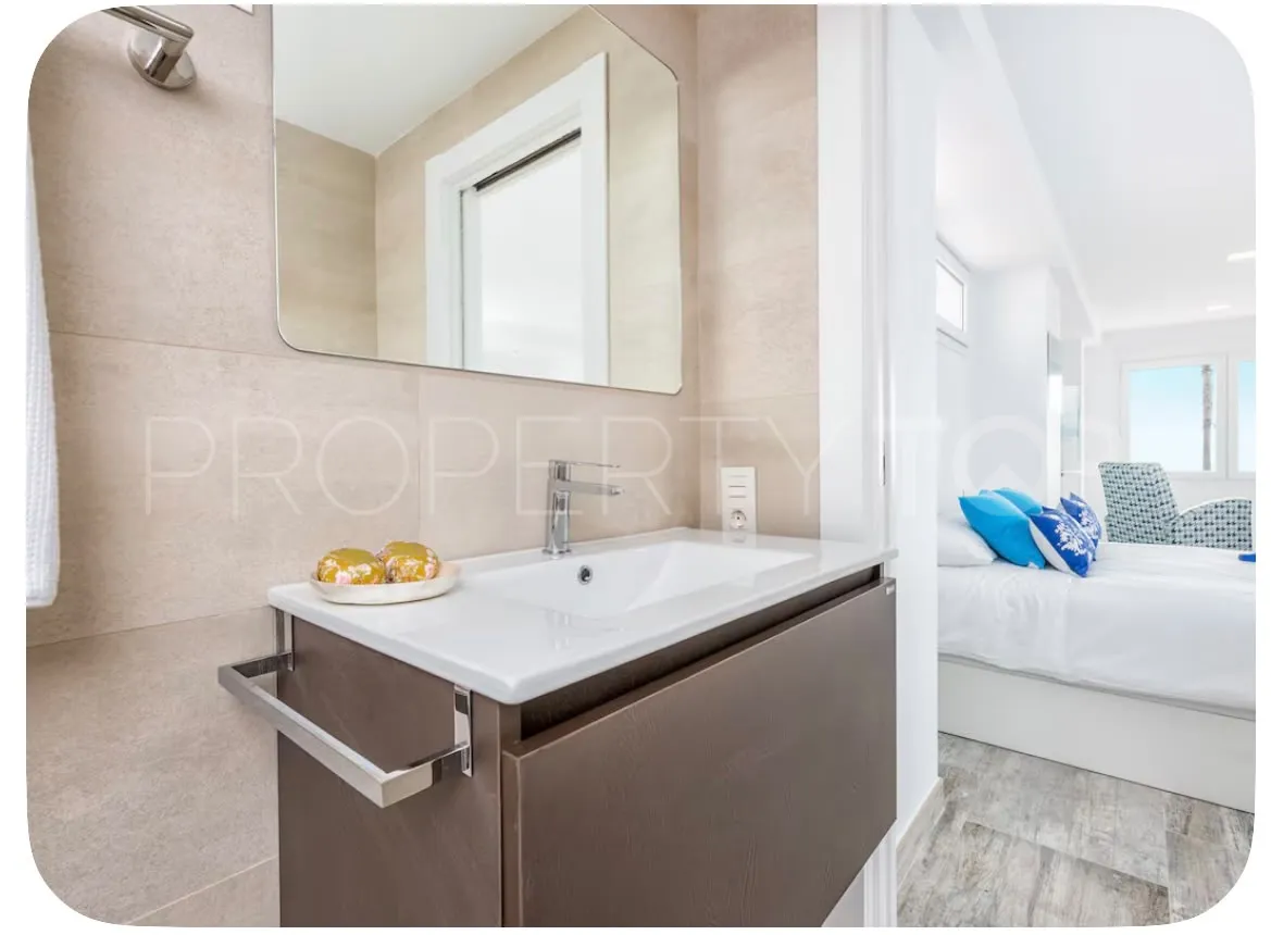 3 bedrooms villa in El Palo for sale