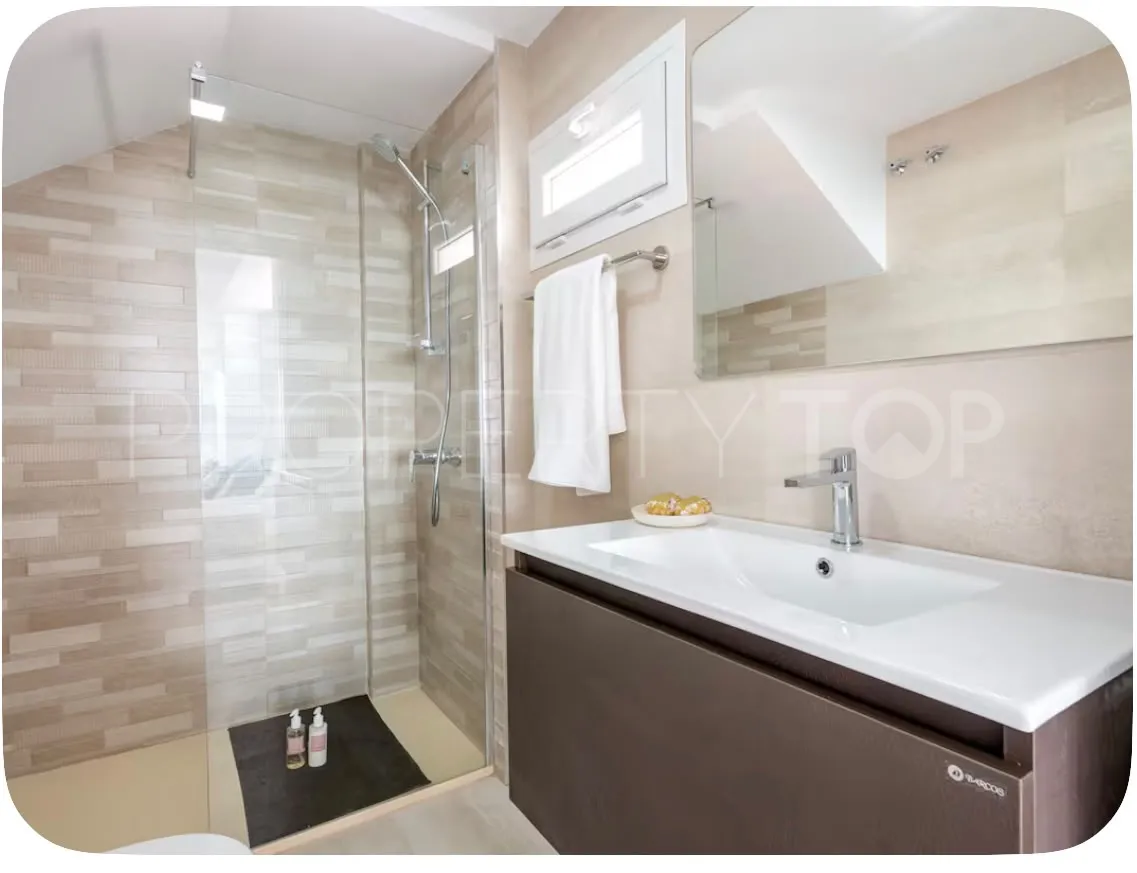 3 bedrooms villa in El Palo for sale
