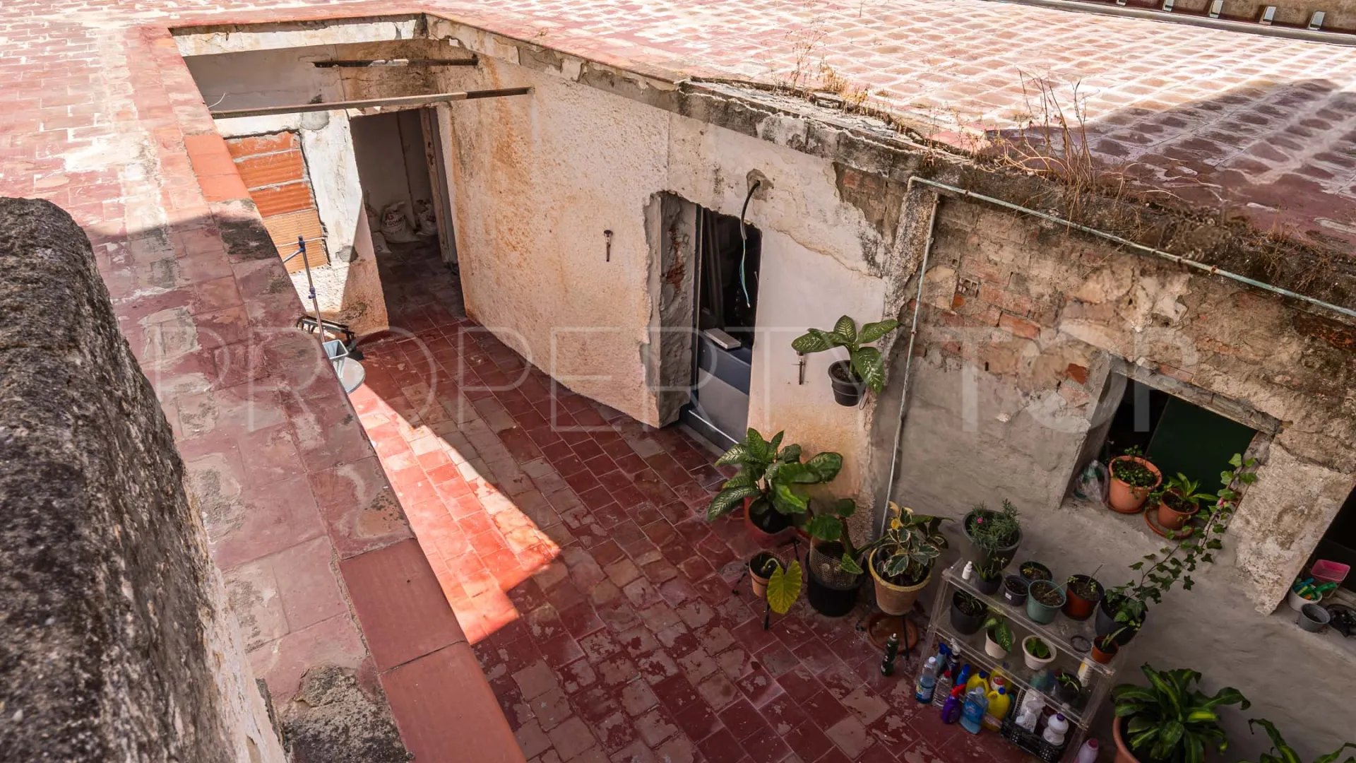 Torremolinos building for sale