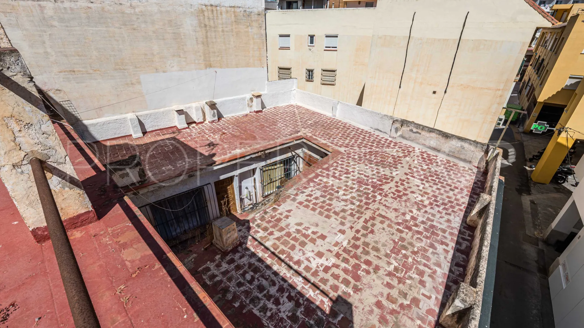 Torremolinos building for sale