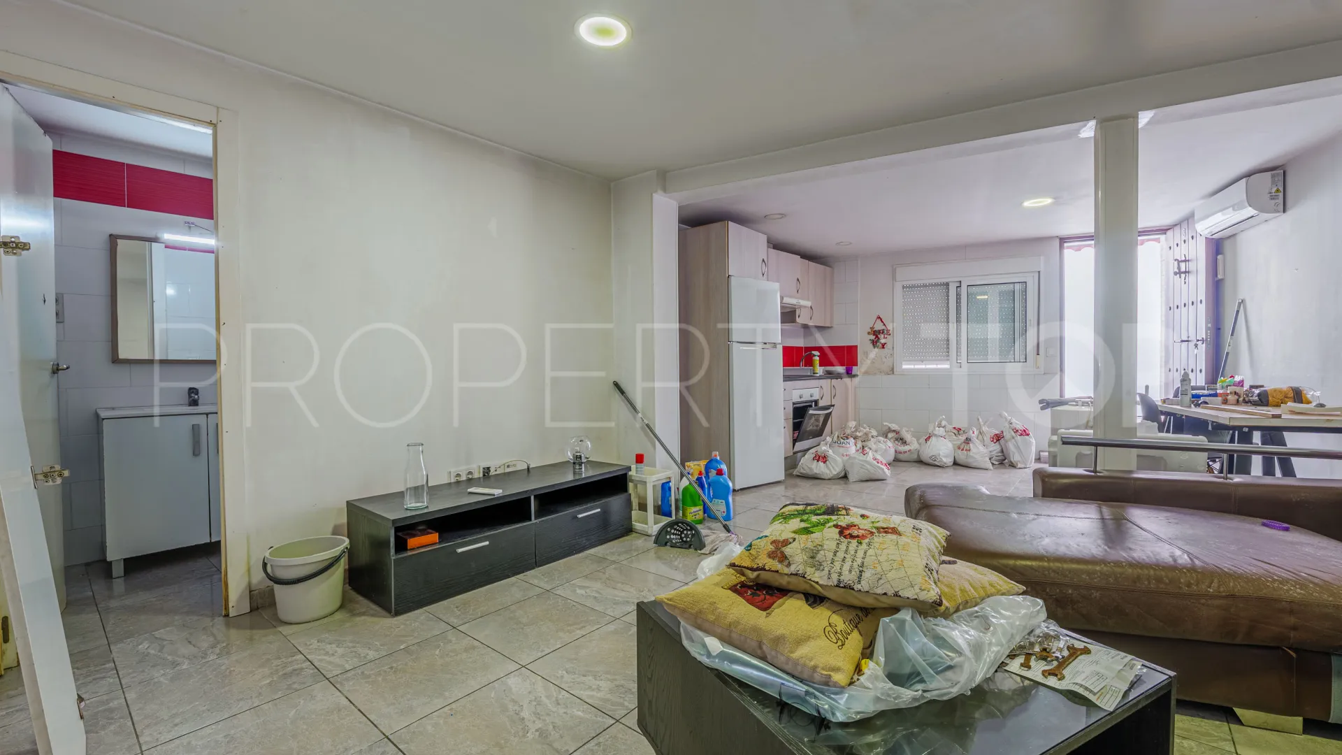 Torremolinos building for sale