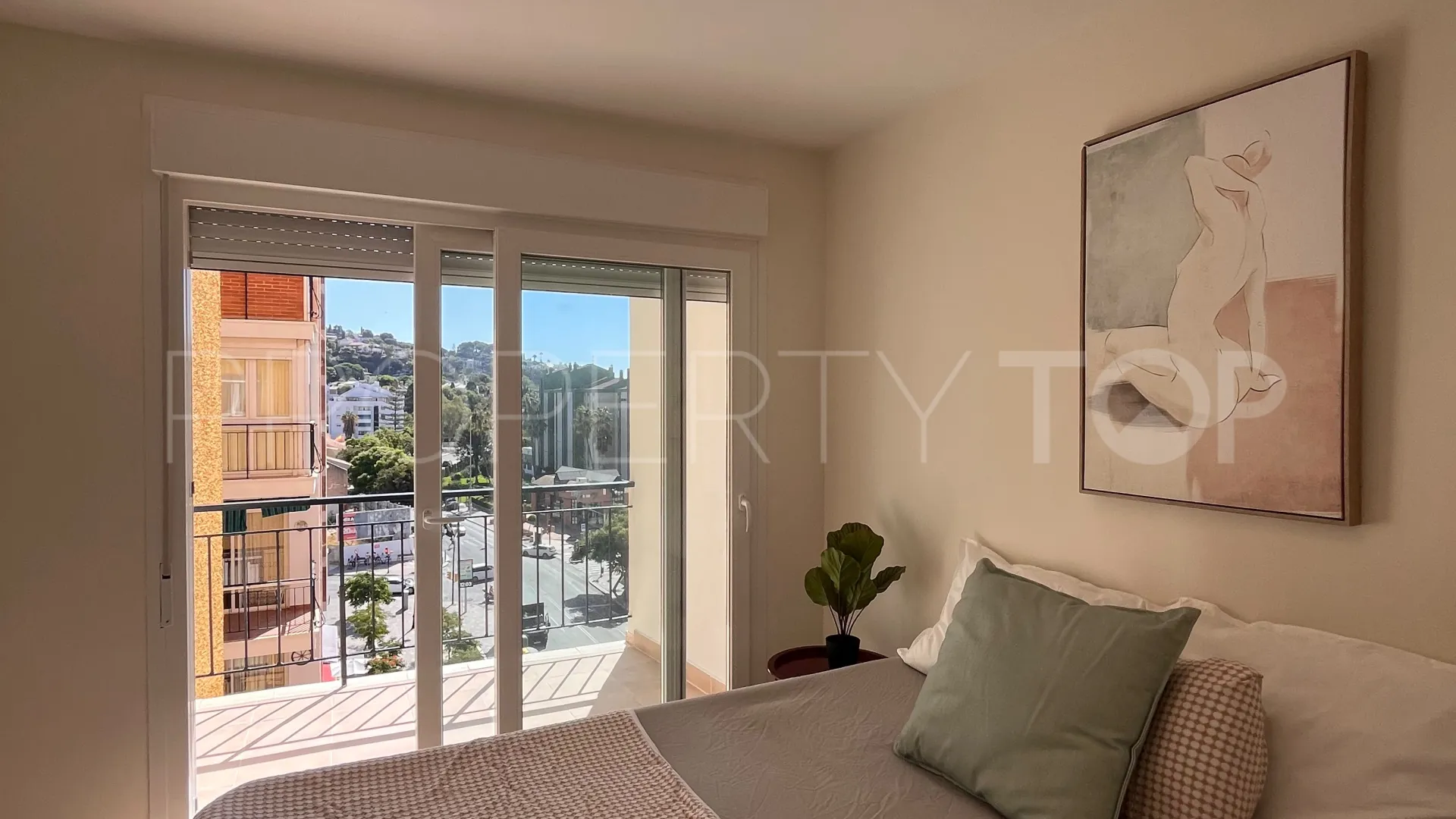 Apartment in El Palo for sale