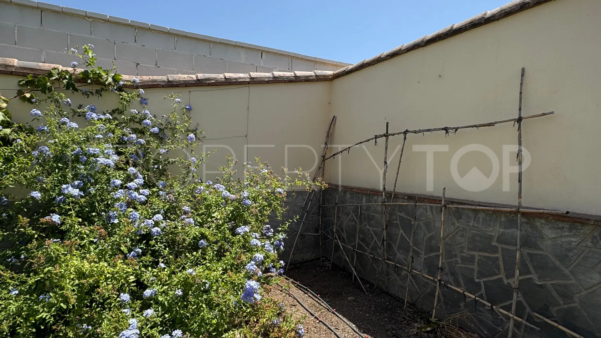 For sale Casabermeja house with 4 bedrooms