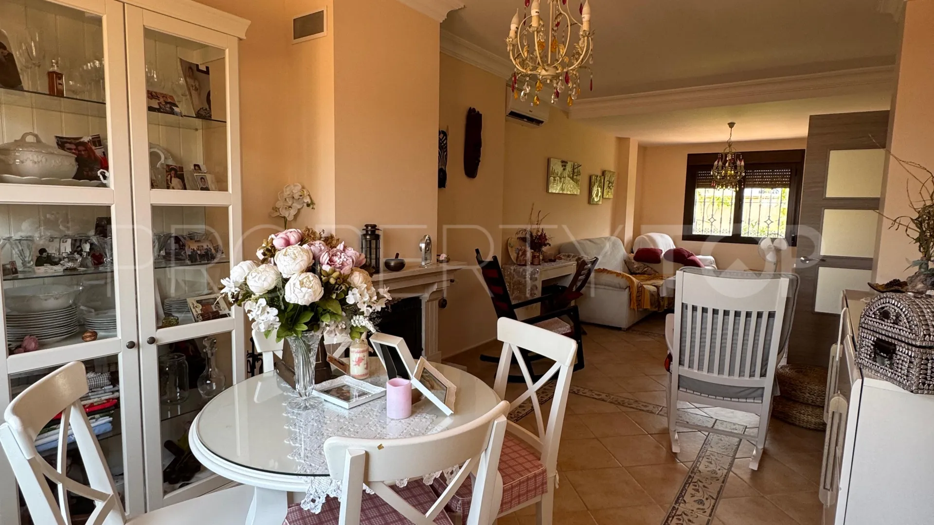 For sale Casabermeja house with 4 bedrooms
