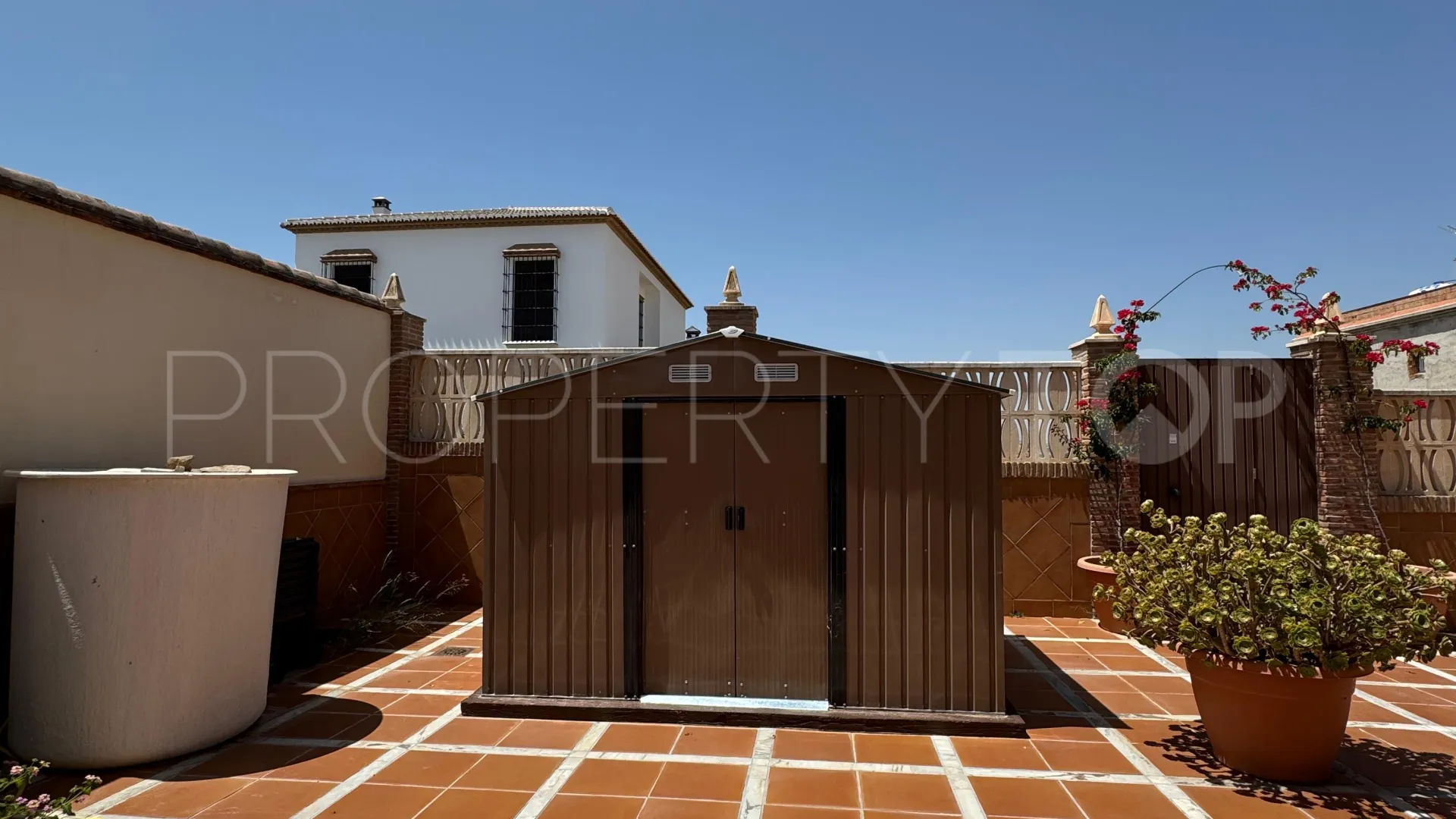 For sale Casabermeja house with 4 bedrooms