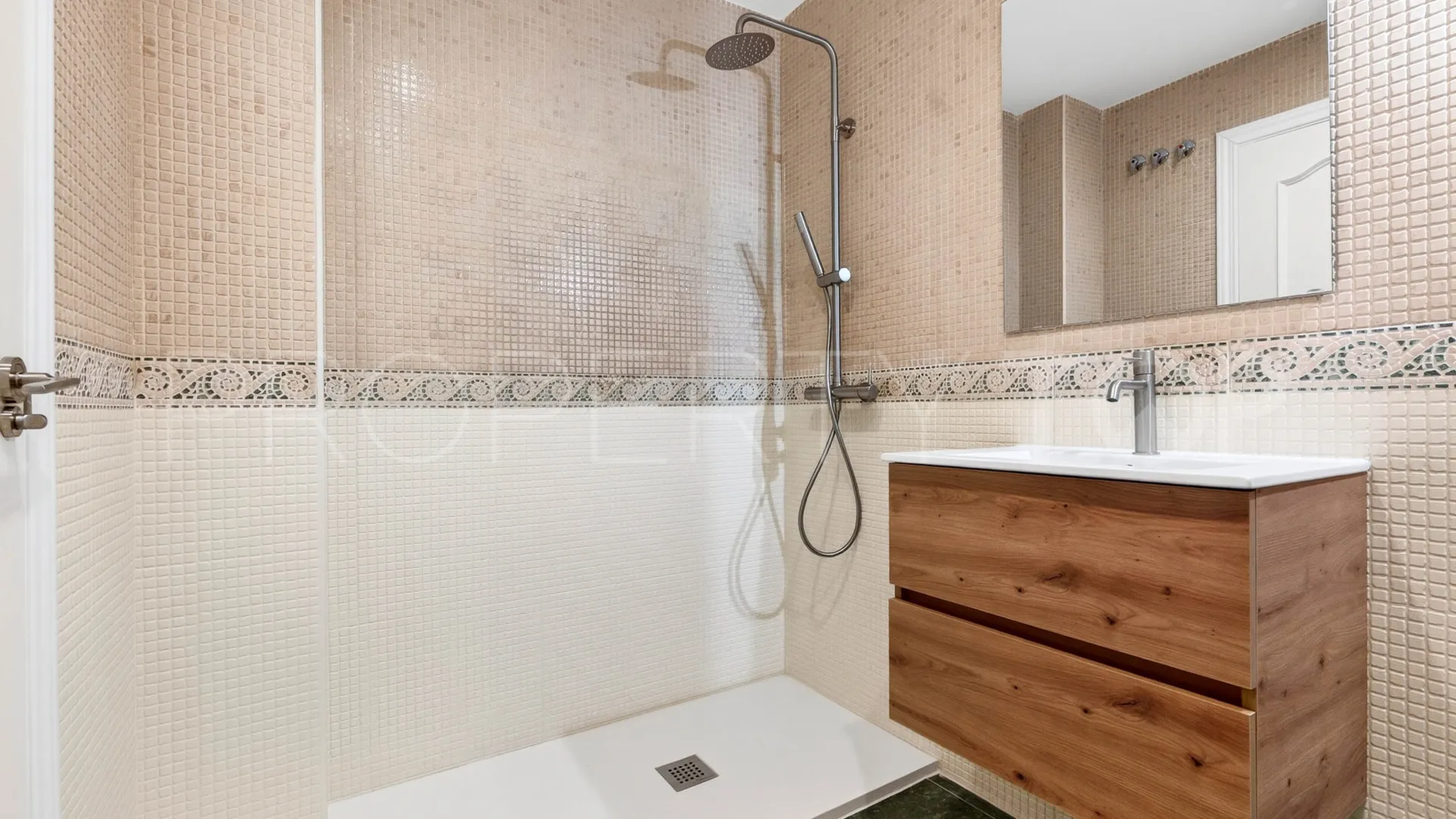 For sale Centro Histórico apartment with 2 bedrooms