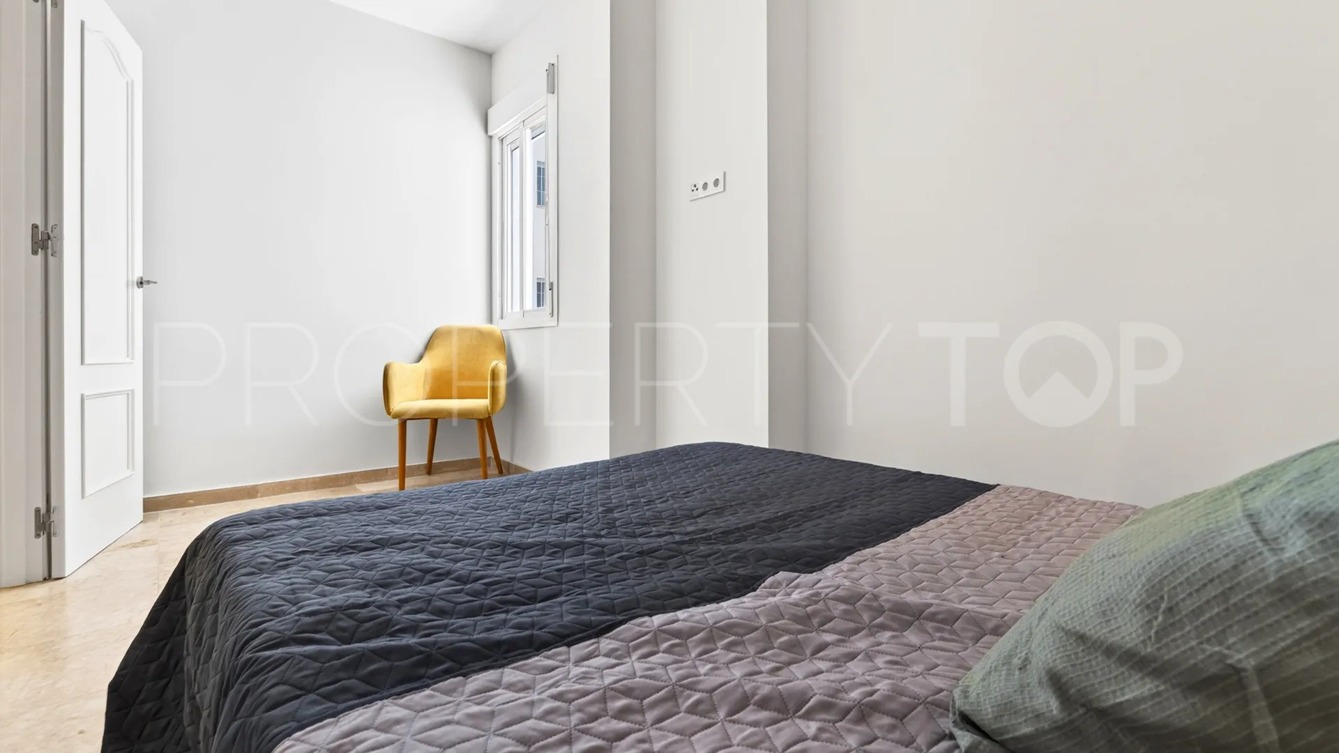 For sale Centro Histórico apartment with 2 bedrooms