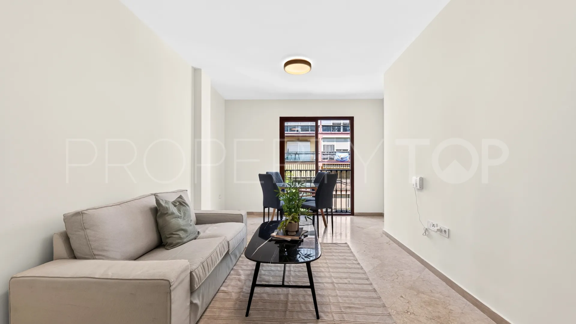 For sale Centro Histórico apartment with 2 bedrooms
