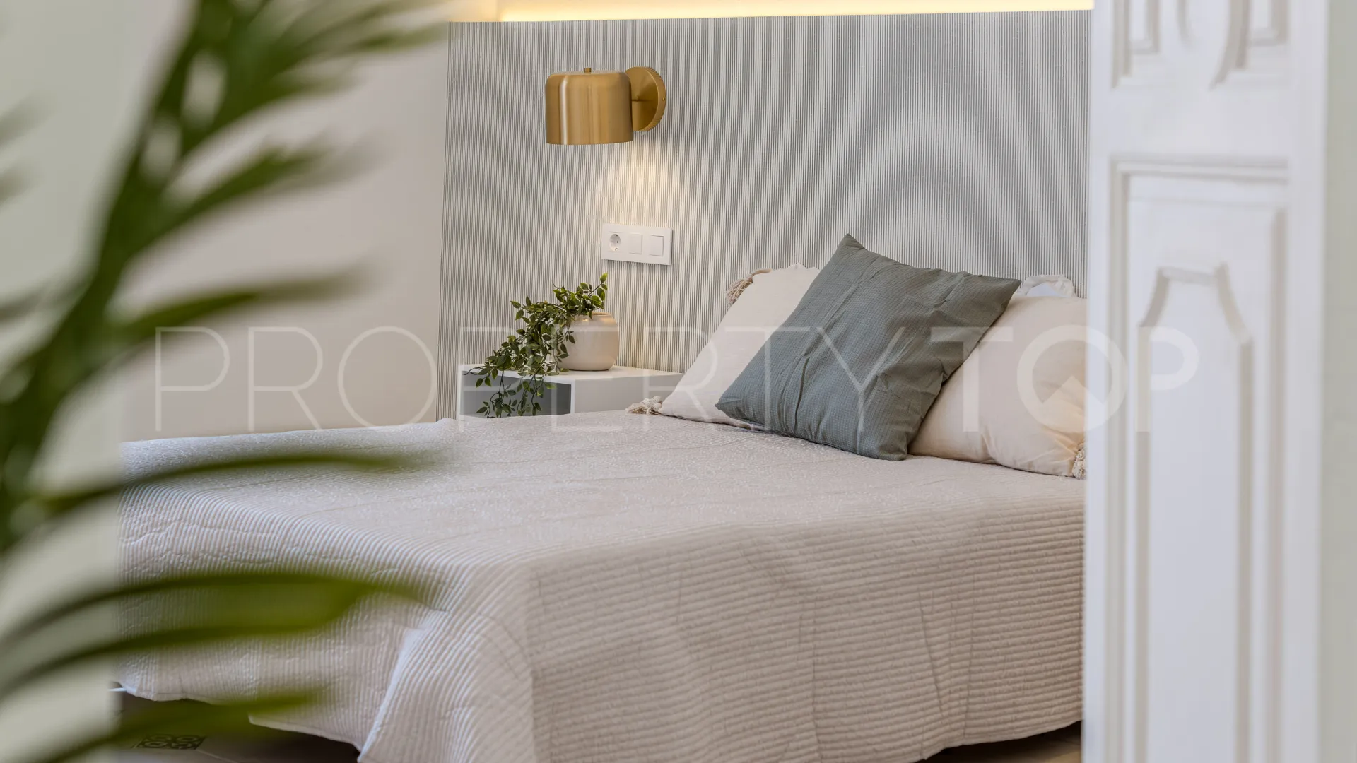 For sale apartment with 4 bedrooms in Centro Histórico