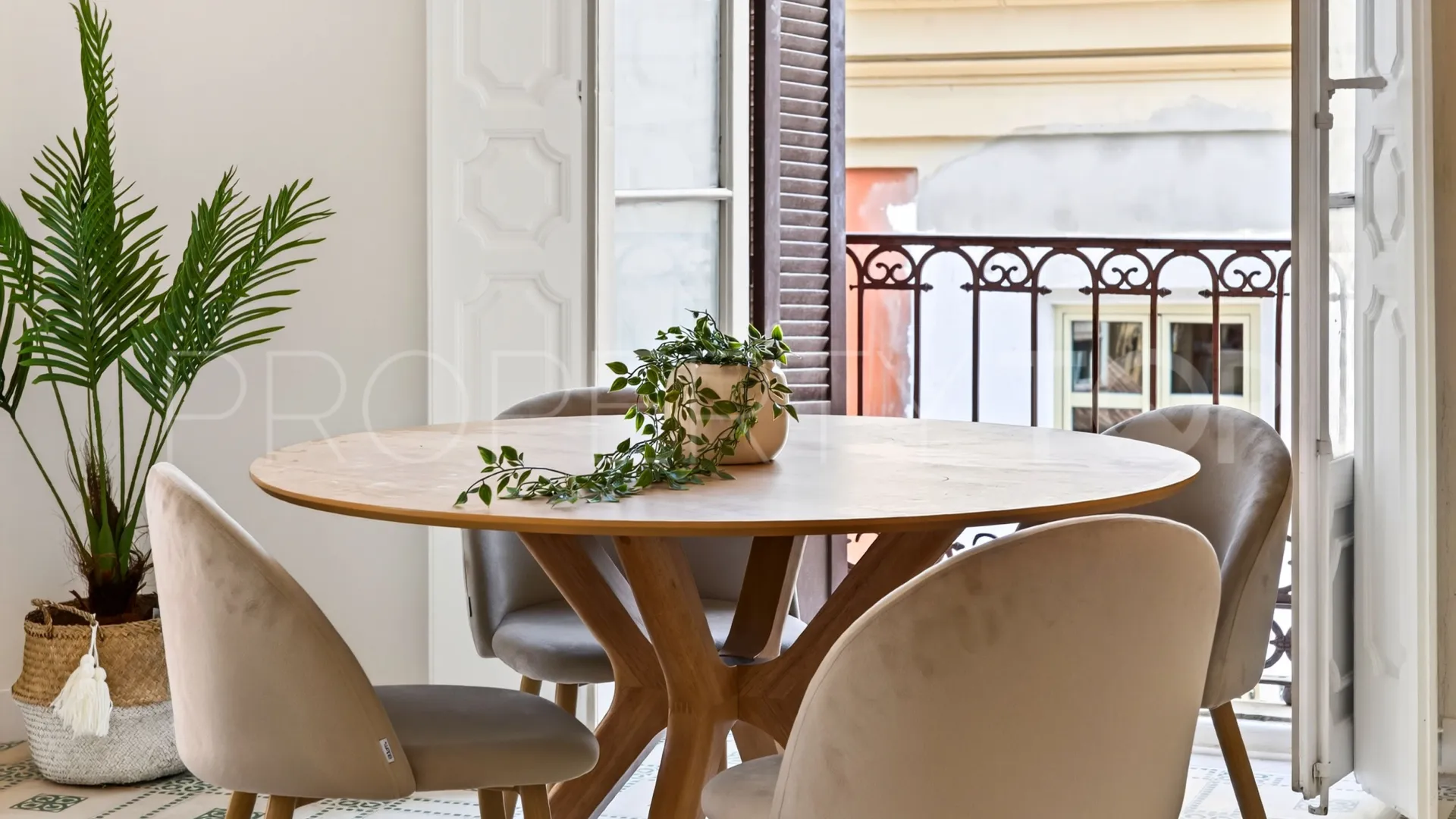 For sale apartment with 4 bedrooms in Centro Histórico