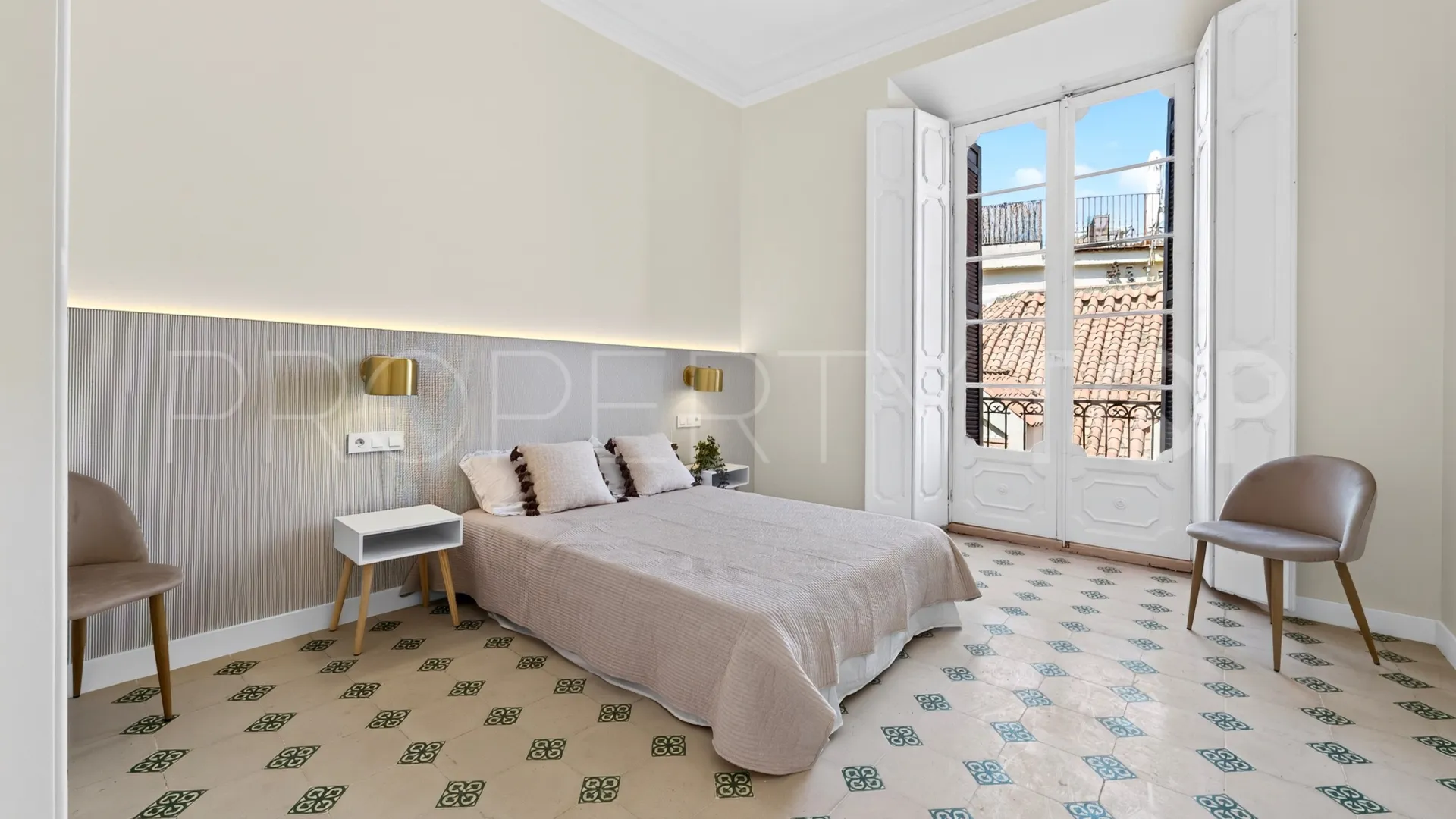 For sale apartment with 4 bedrooms in Centro Histórico