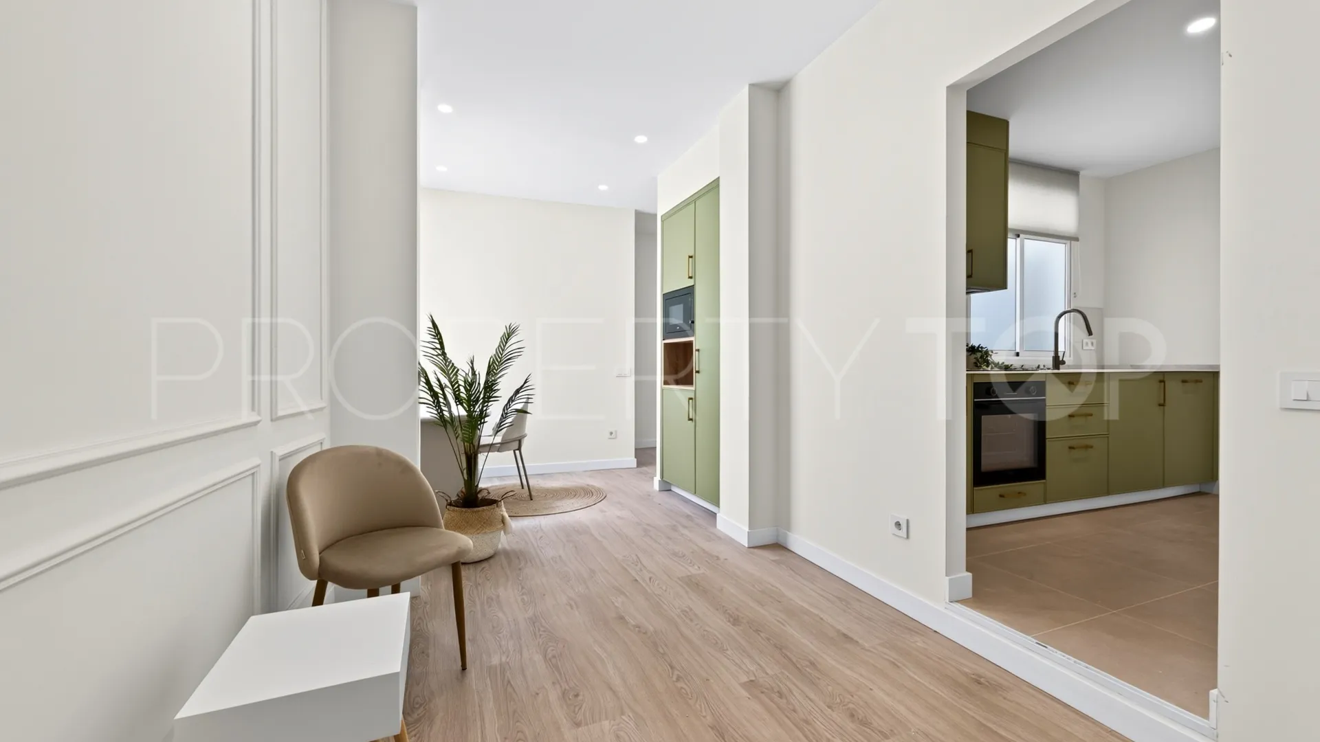 For sale apartment with 4 bedrooms in Centro Histórico