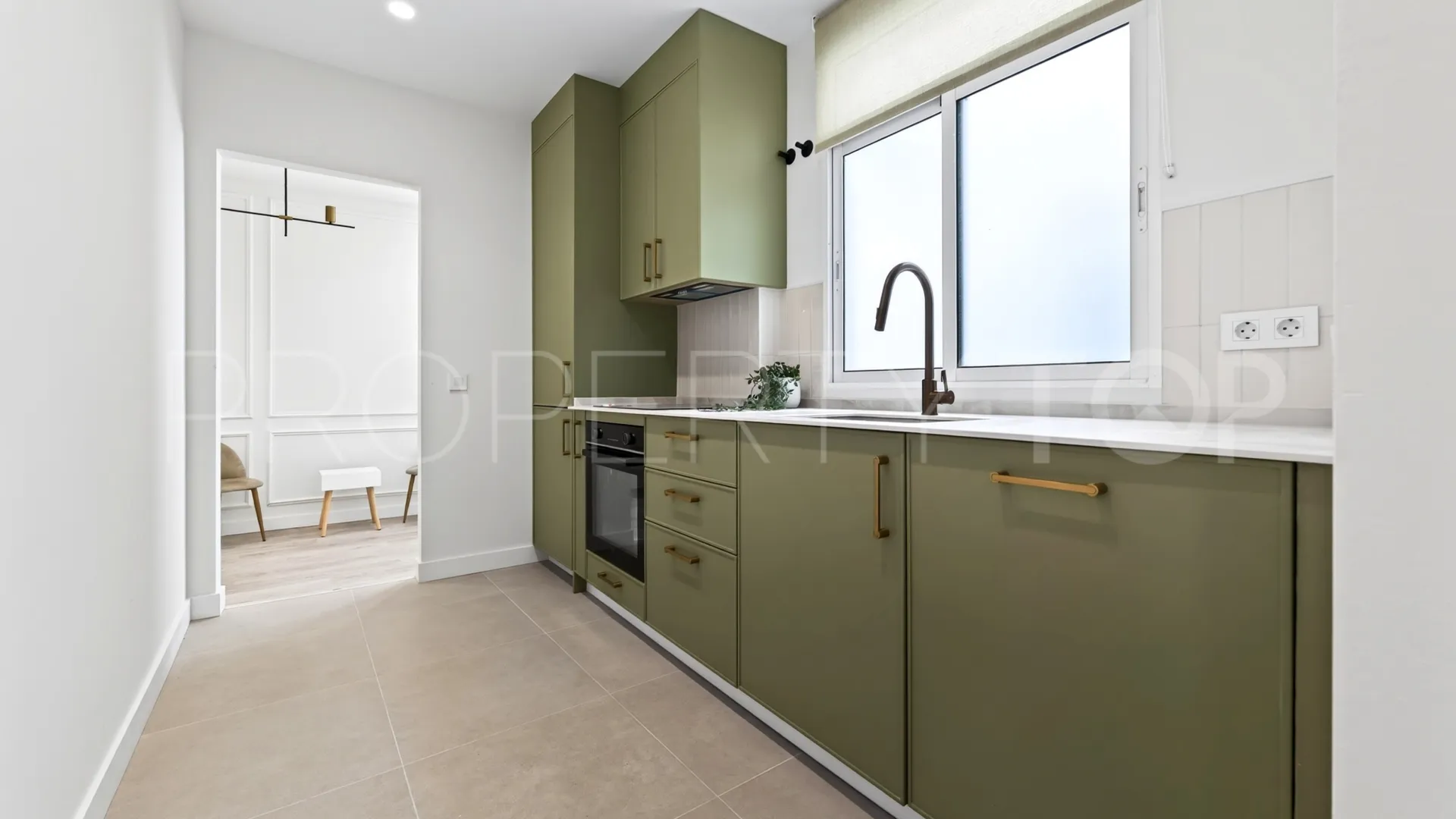 For sale apartment with 4 bedrooms in Centro Histórico