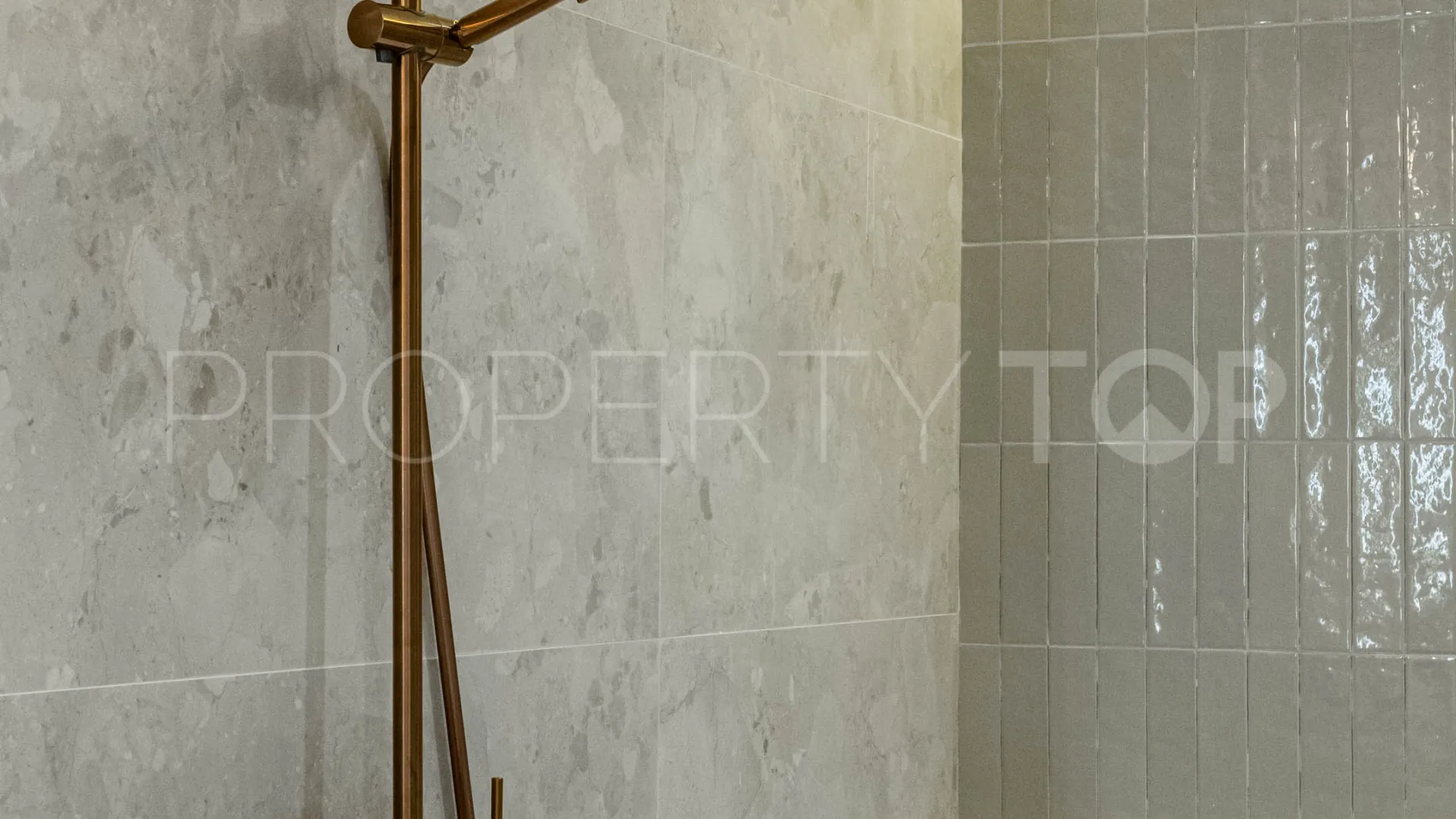 For sale apartment with 4 bedrooms in Centro Histórico