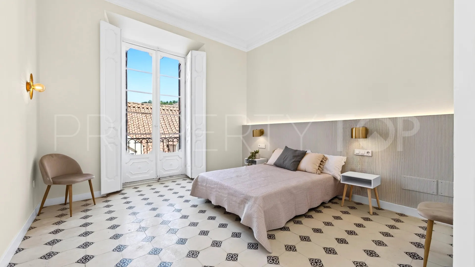 For sale apartment with 4 bedrooms in Centro Histórico