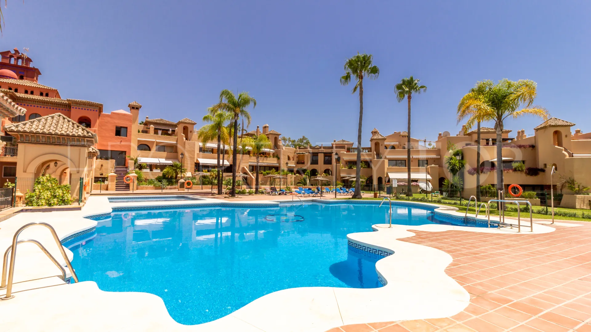 Se vende atico duplex en La Cartuja del Golf