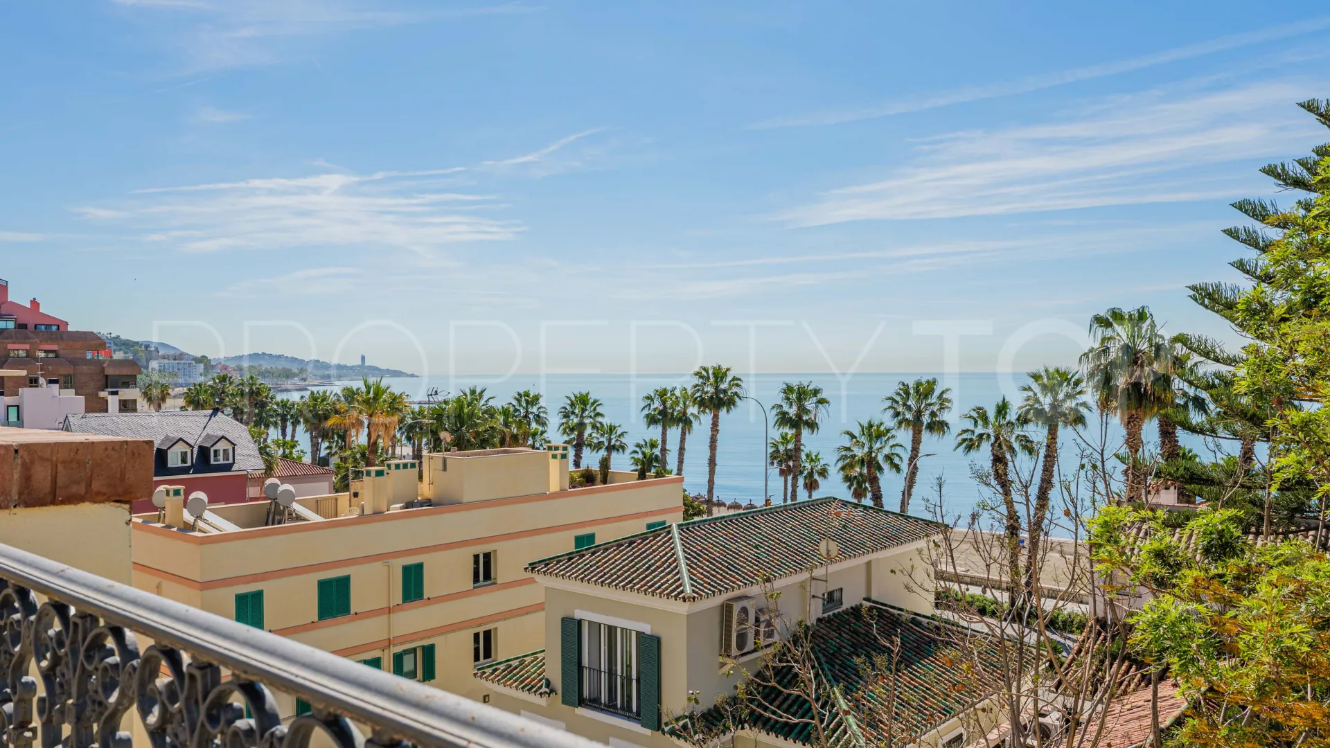 Se vende atico duplex en La Malagueta - La Caleta