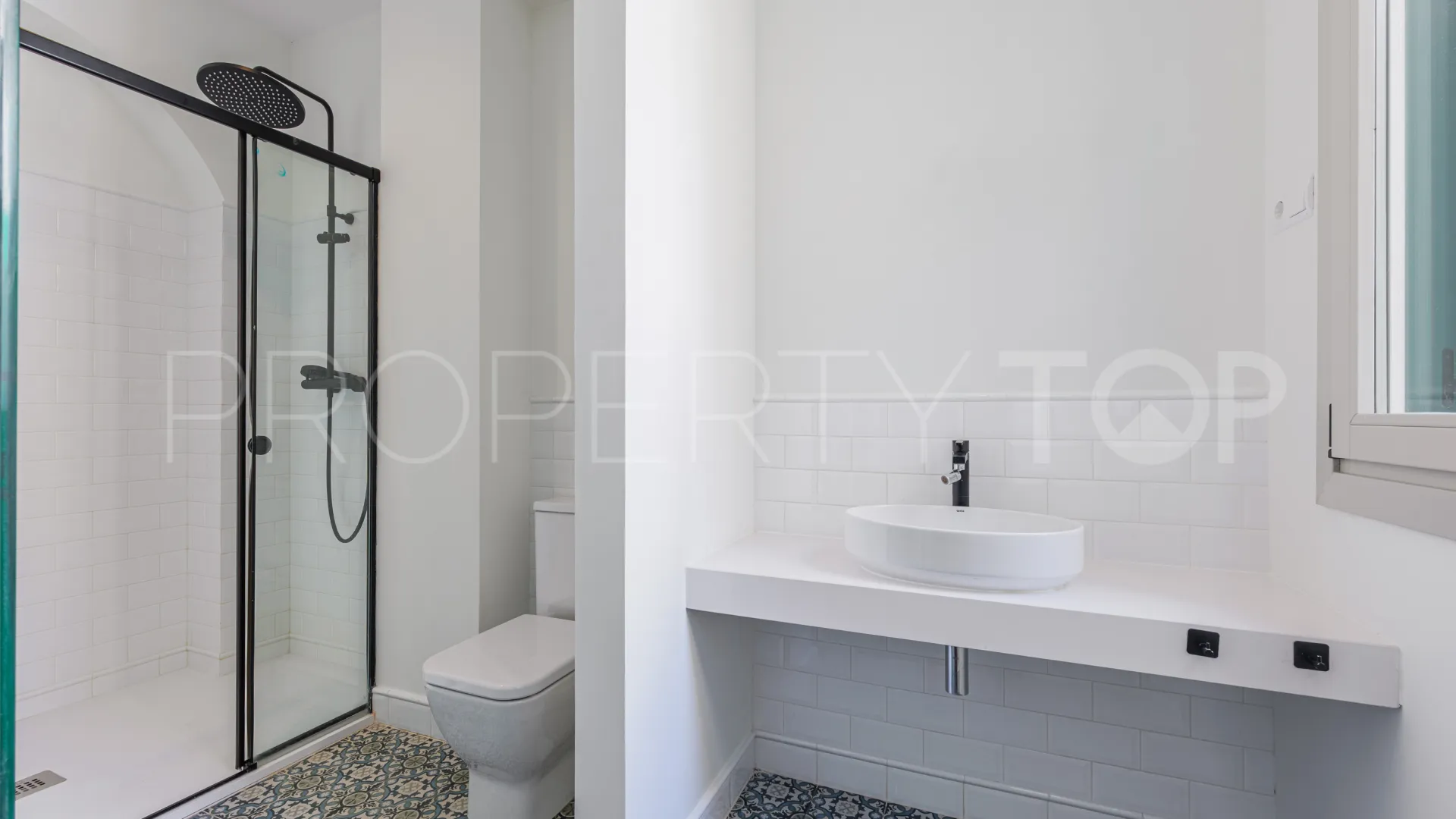 Se vende atico duplex en La Malagueta - La Caleta