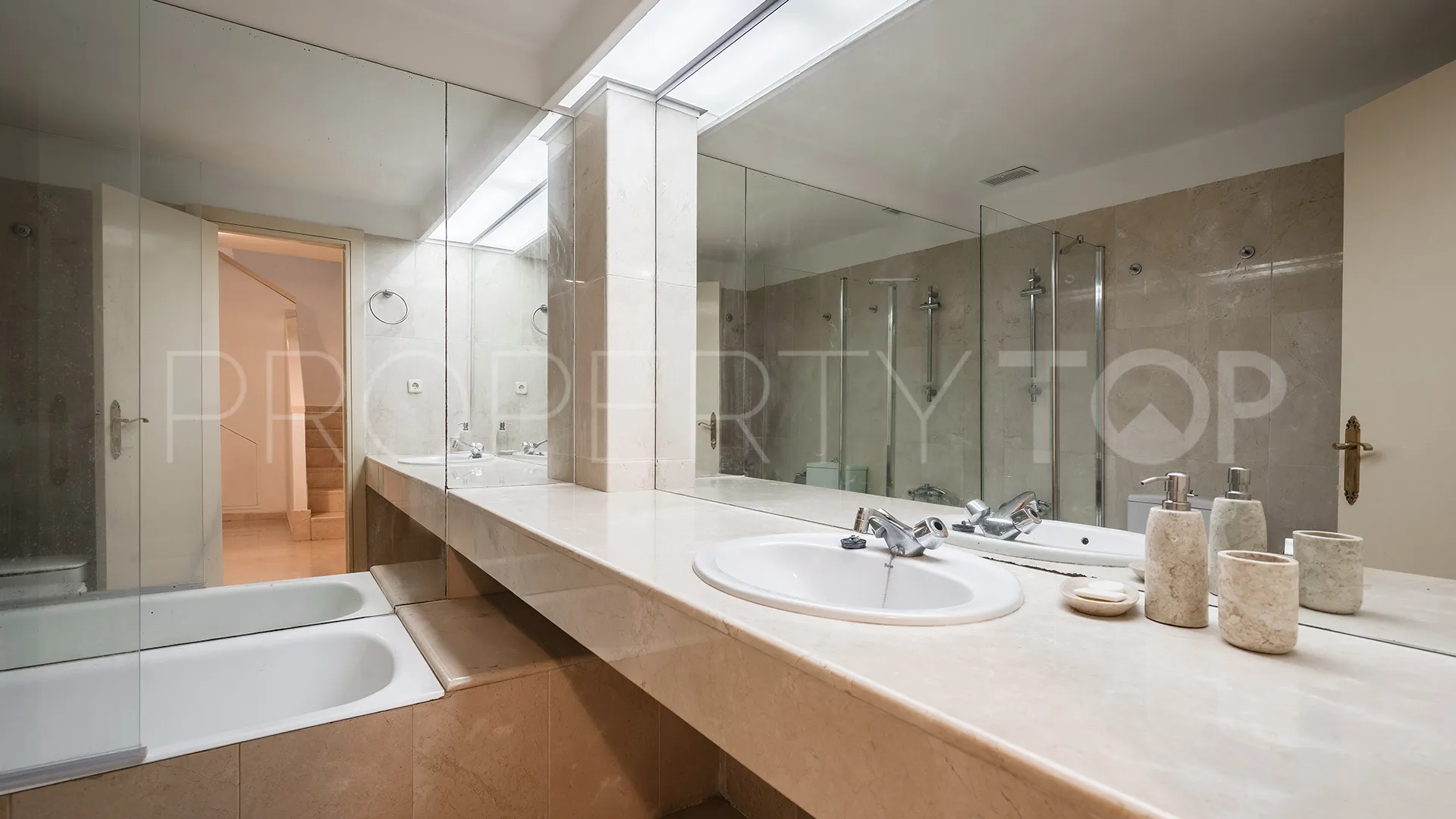 For sale ground floor duplex with 4 bedrooms in Birdie Club