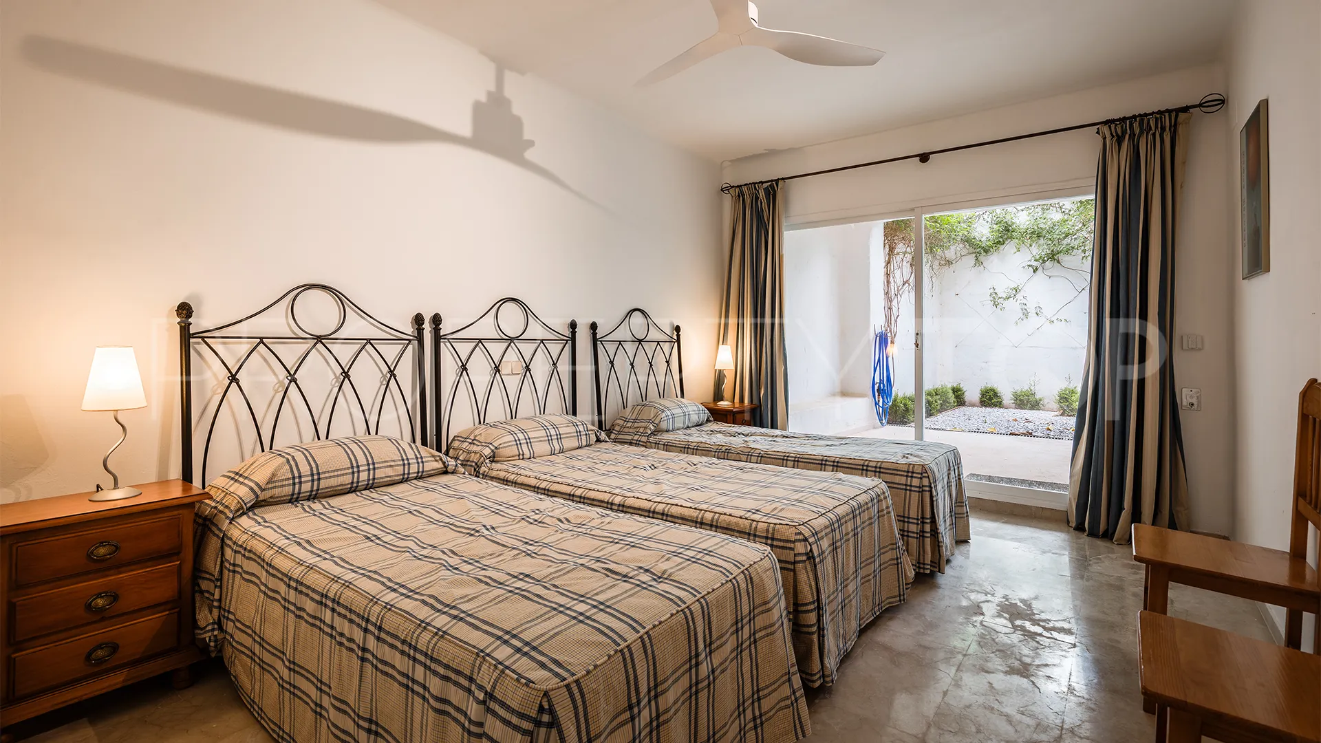 For sale ground floor duplex with 4 bedrooms in Birdie Club