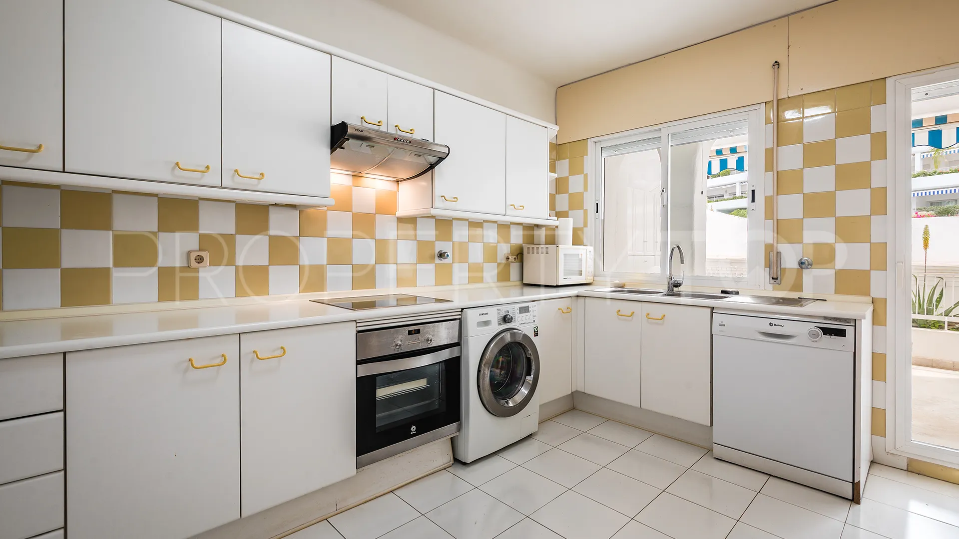 For sale ground floor duplex with 4 bedrooms in Birdie Club