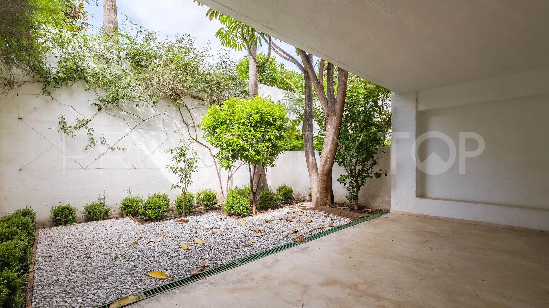 For sale ground floor duplex with 4 bedrooms in Birdie Club