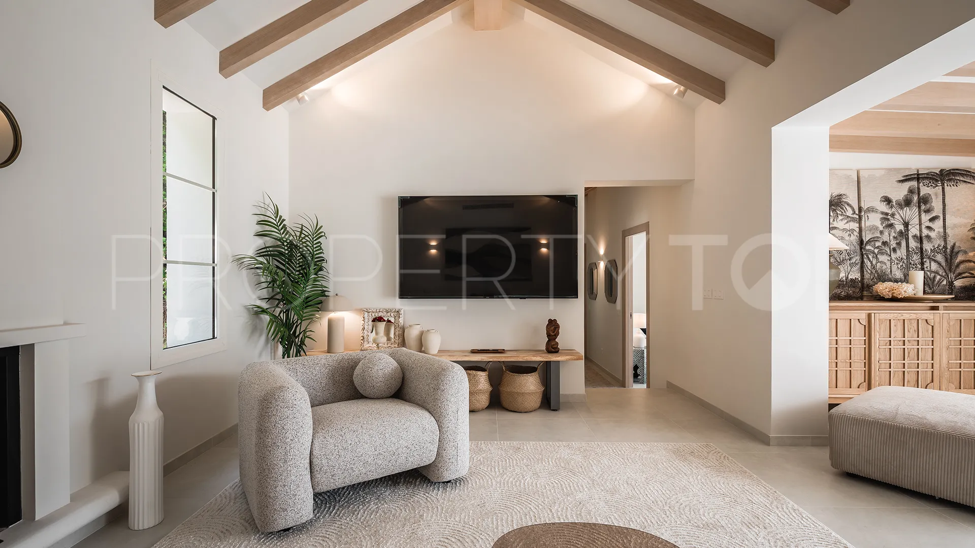 Villa for sale in Guadalmina Alta