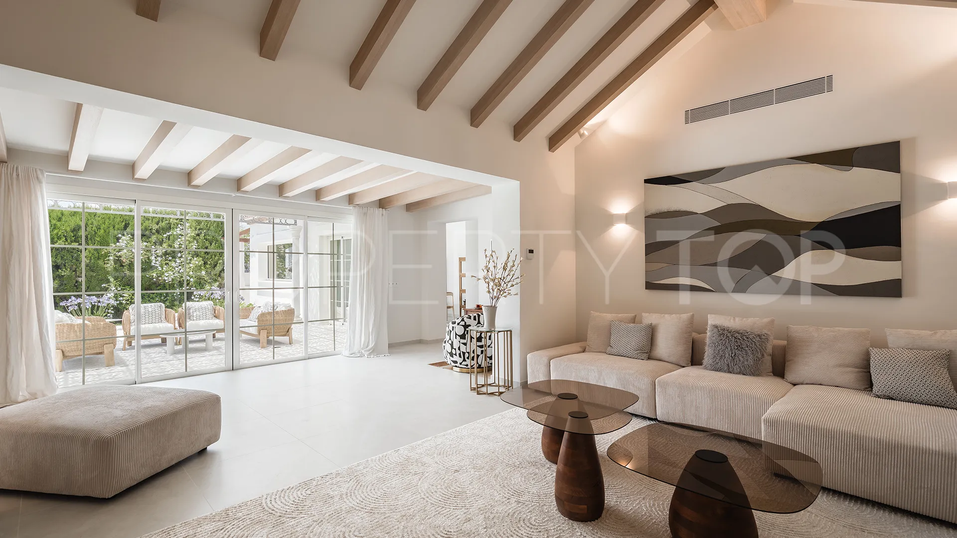 Villa for sale in Guadalmina Alta