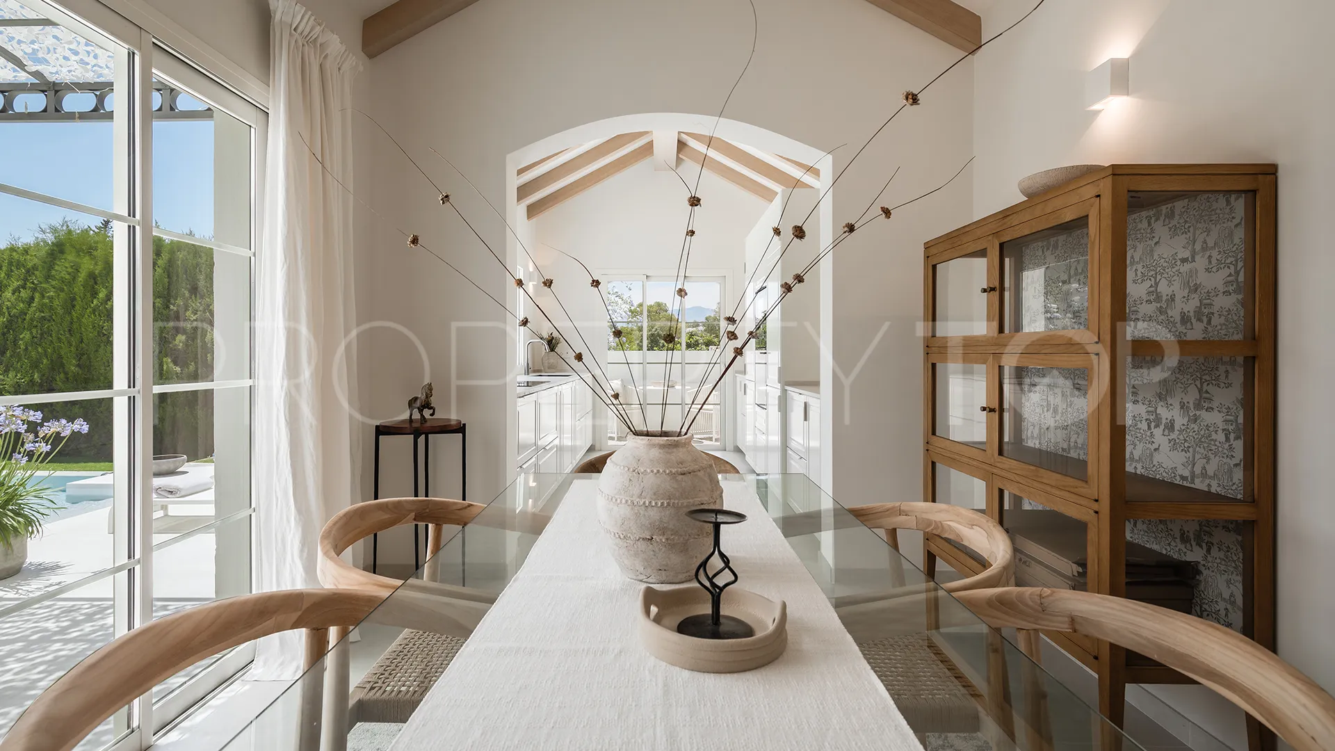Villa for sale in Guadalmina Alta