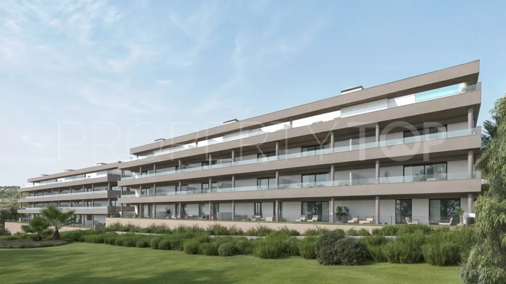 Ático a la venta con 3 dormitorios en Estepona Golf