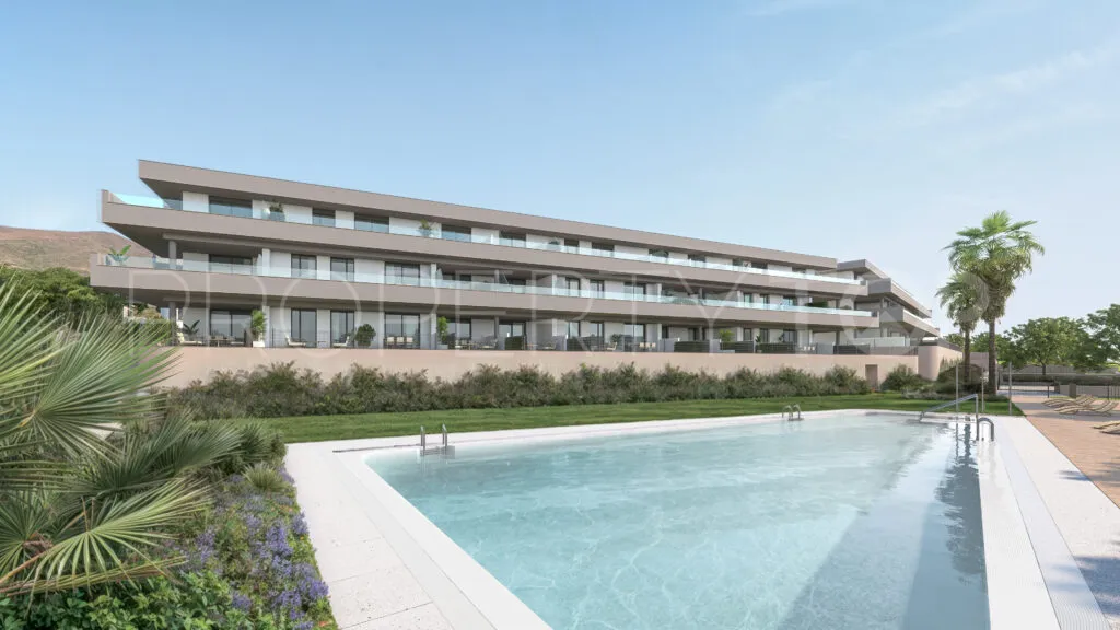 Ático a la venta con 3 dormitorios en Estepona Golf